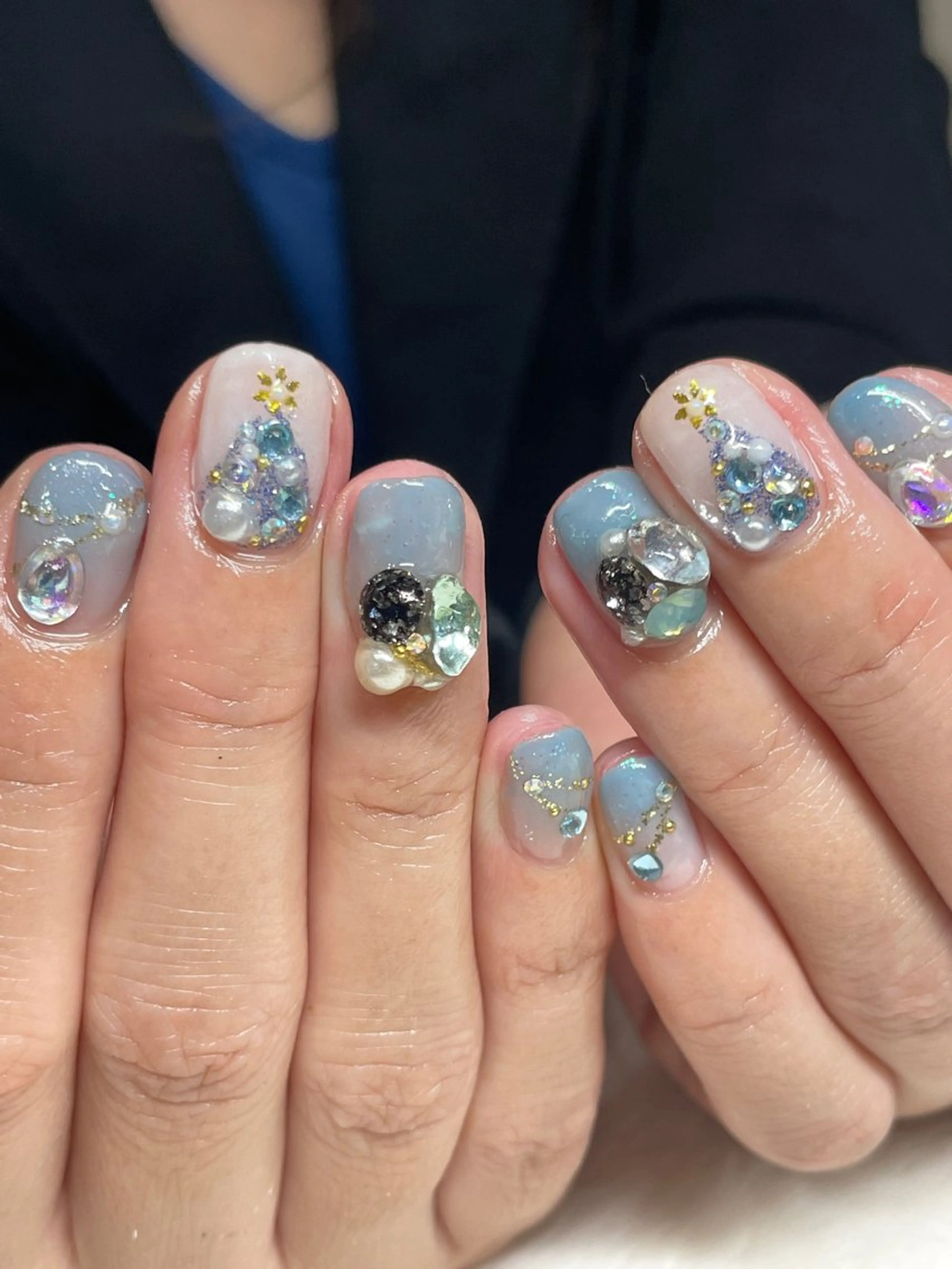 メンズ ネイル クリスマス キラキラネイル 冬ネイル クリスマス Chérinail 爪のお手入れのネイルデザイン