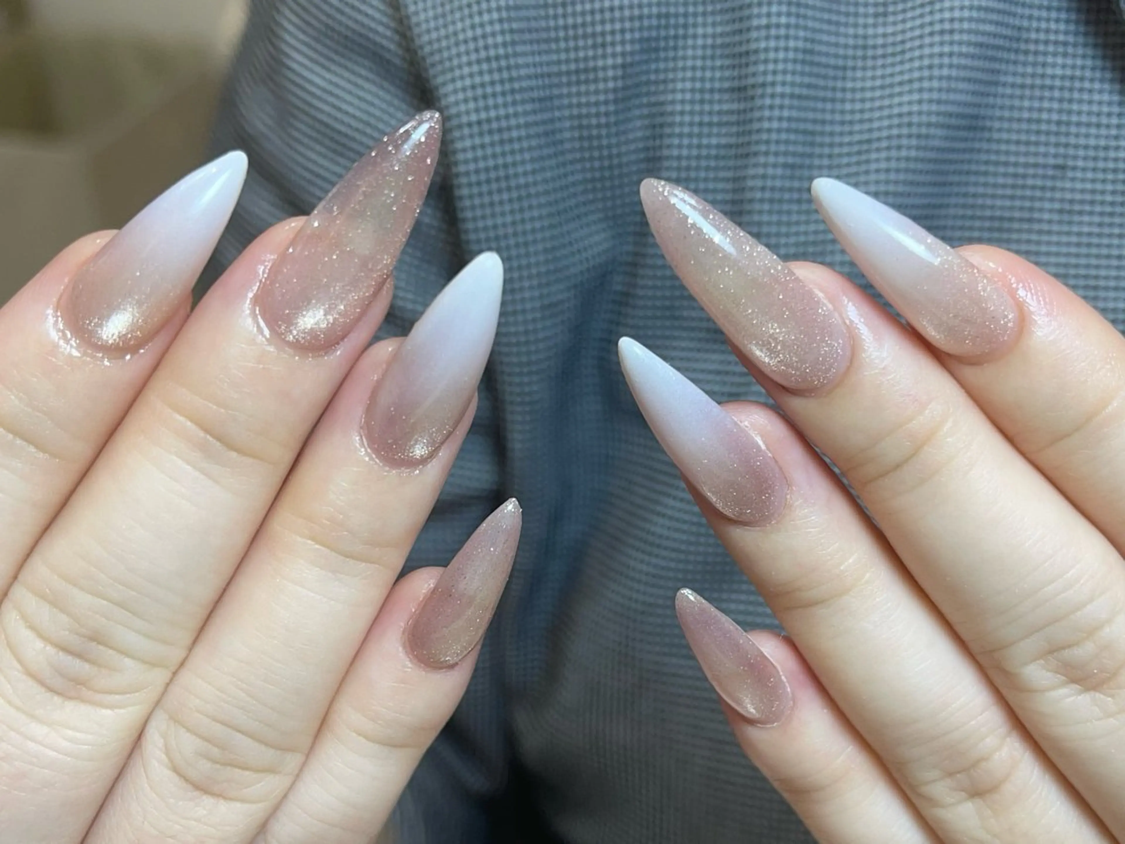 ネイル フレンチネイル ガーリー ガラスフレンチ 韓国ネイル ロングネイル ハンドネイル Venus nail チップ長さだし専門店のネイルデザイン