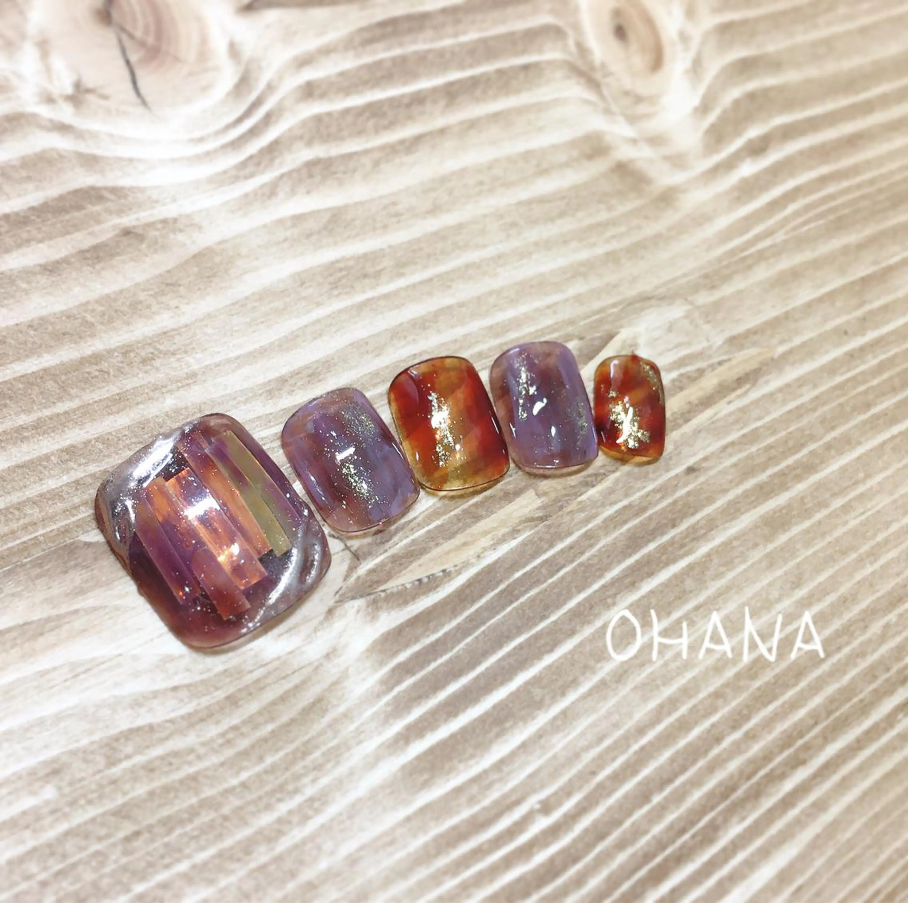 ネイル フットネイル ラメ(グリッター) ラメグラデーション ミラーネイル ニュアンスネイル nailroom OHANA🌴のネイルデザイン