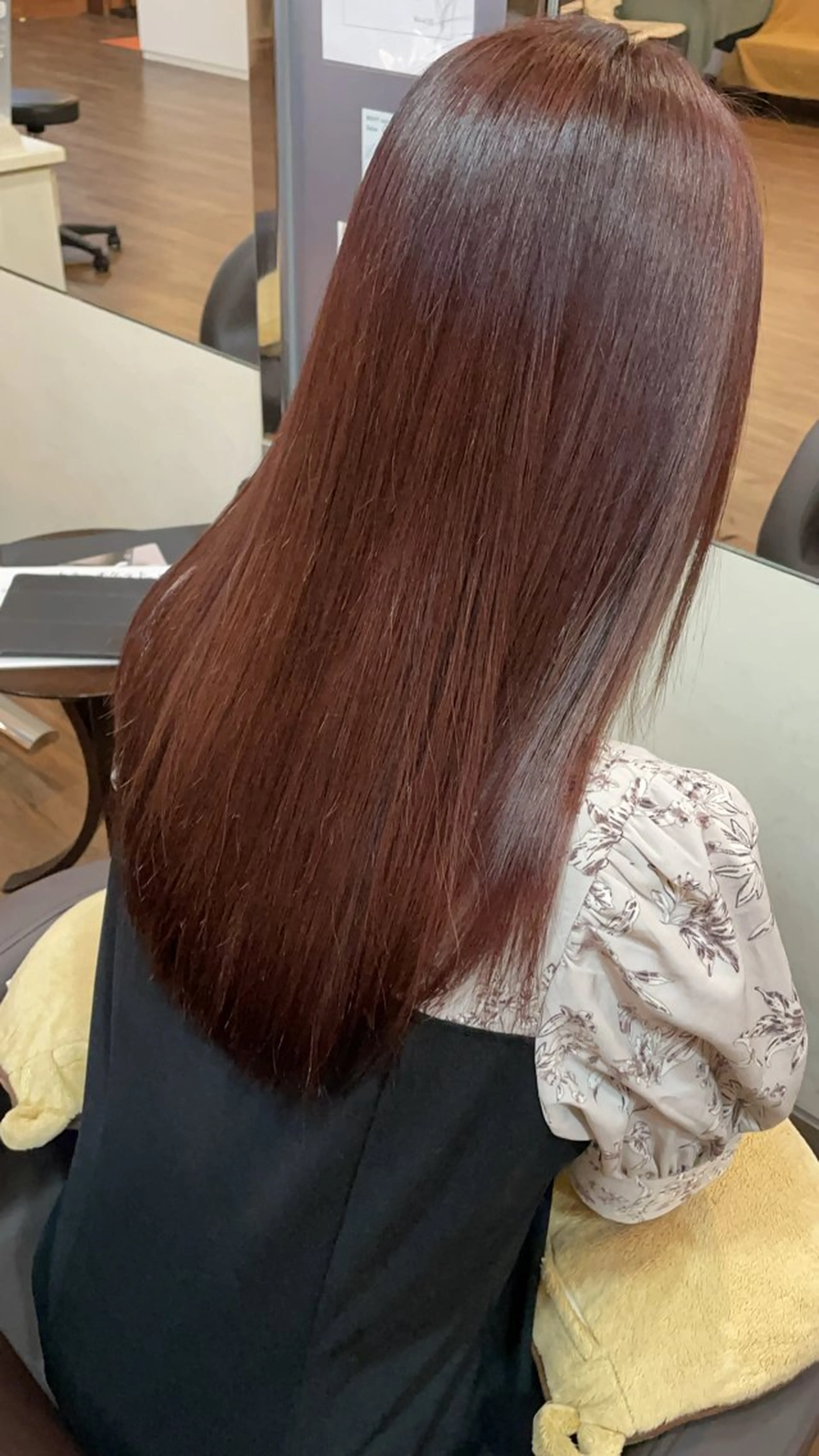 ロング カラー ヘアカラー トリートメント MATSURI BASE.AWAJIのヘアスタイル