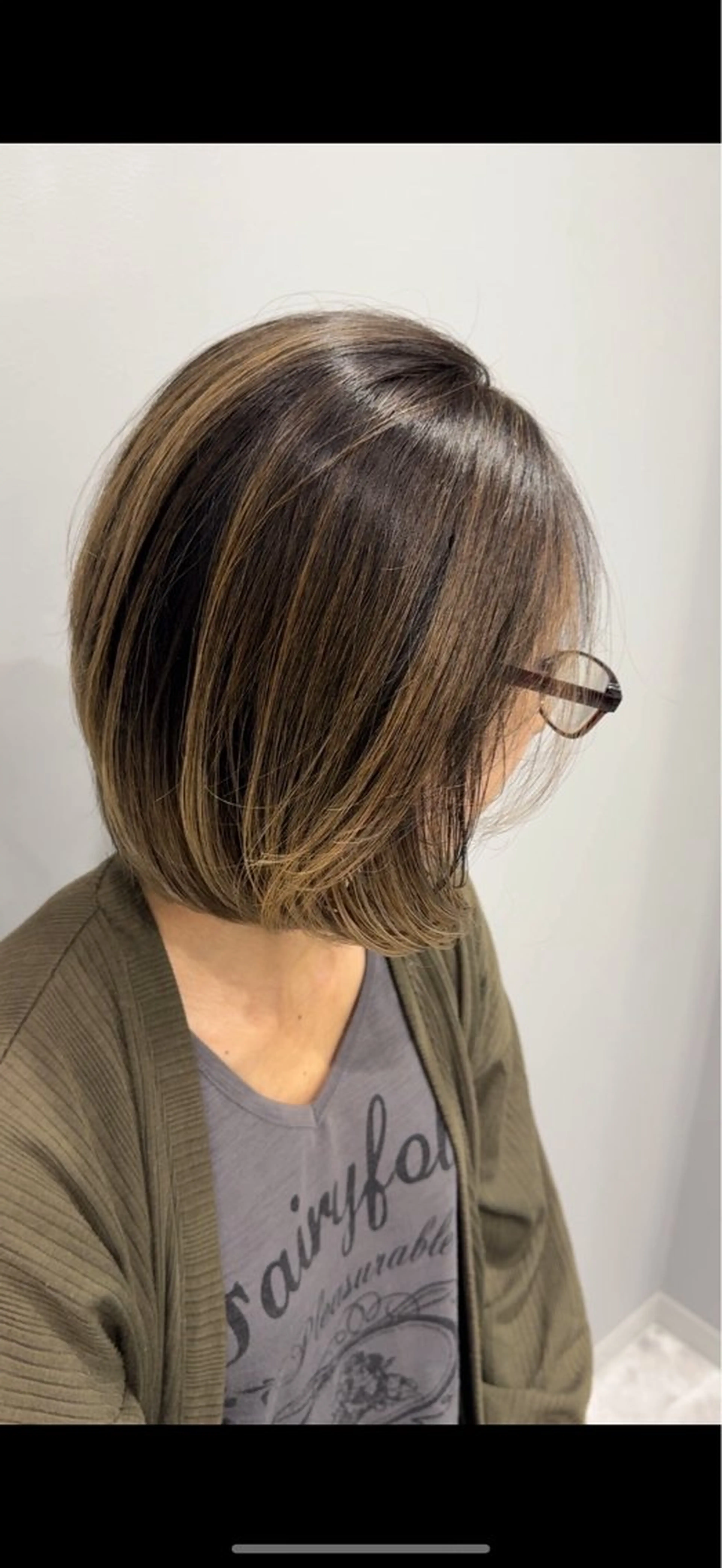 ショート カット ヘアカラー 轡田 くつわだのヘアスタイル