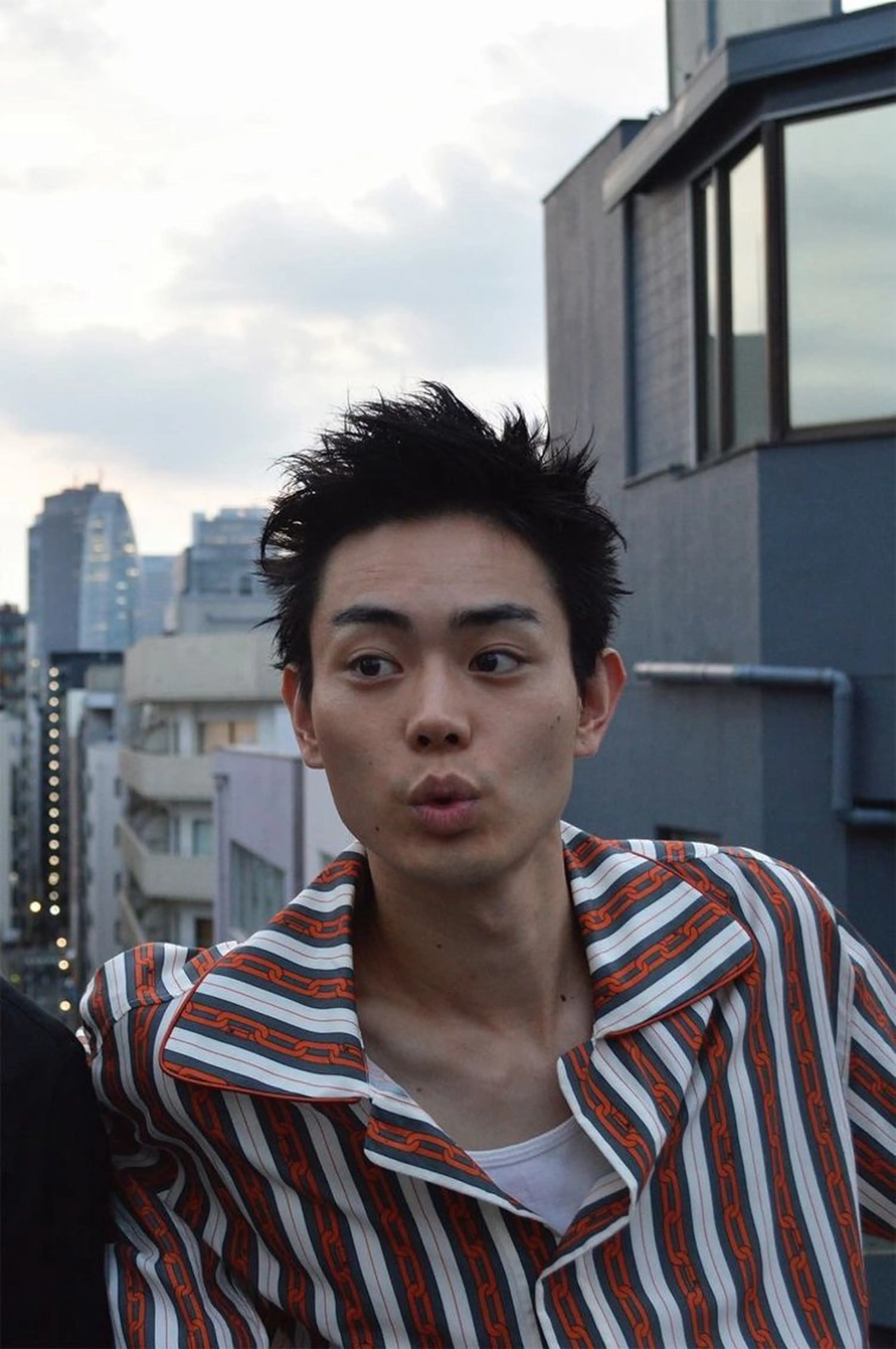 ショート カラー パーマ ヘアアレンジ メンズ メンズショート スパイキーショート 刈り上げ ショートヘア カット トリートメント ショートヘア原宿 fifth コシのヘアスタイル