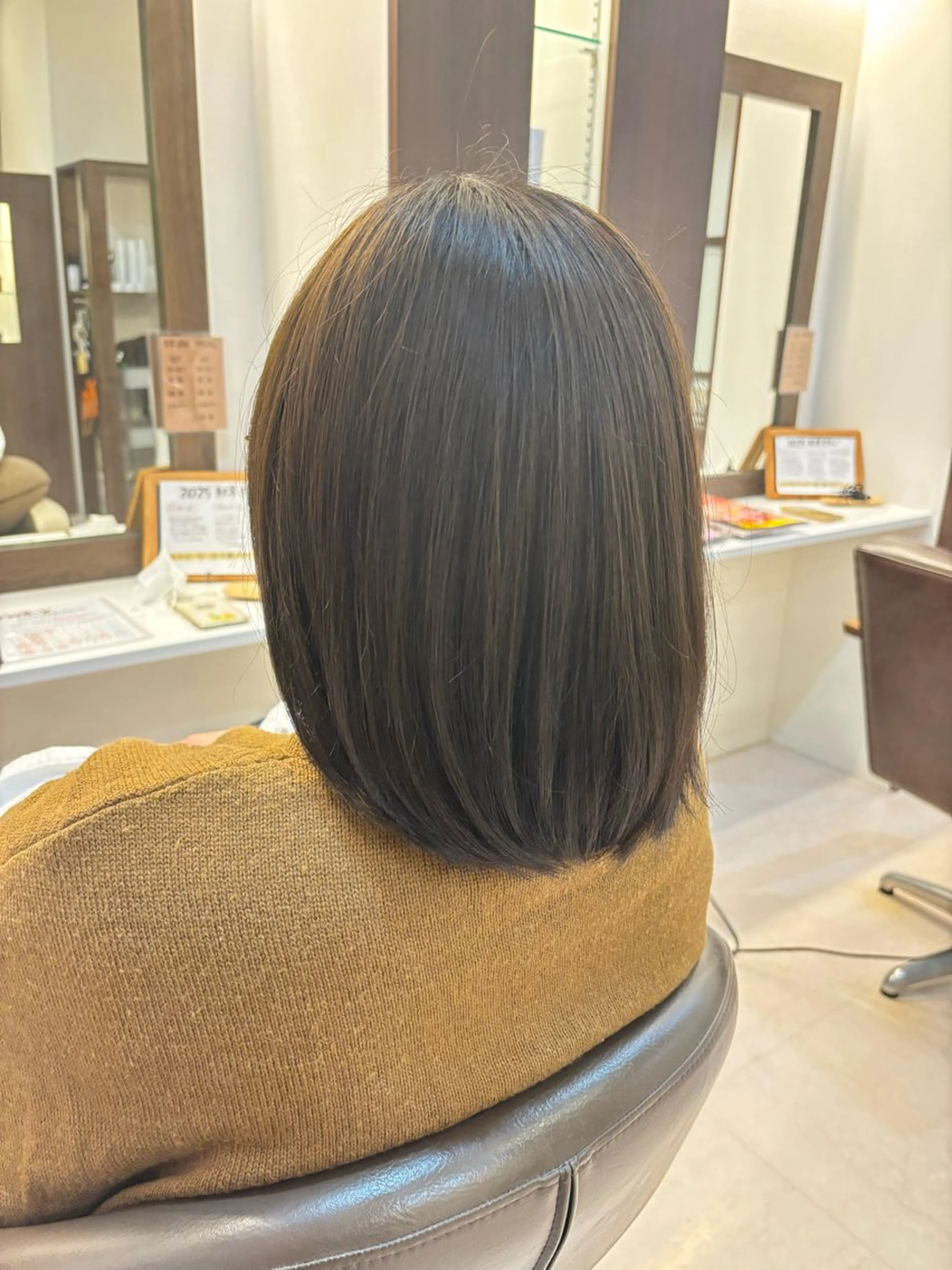 カラー ヘアカラー 山本 詩織のヘアスタイル