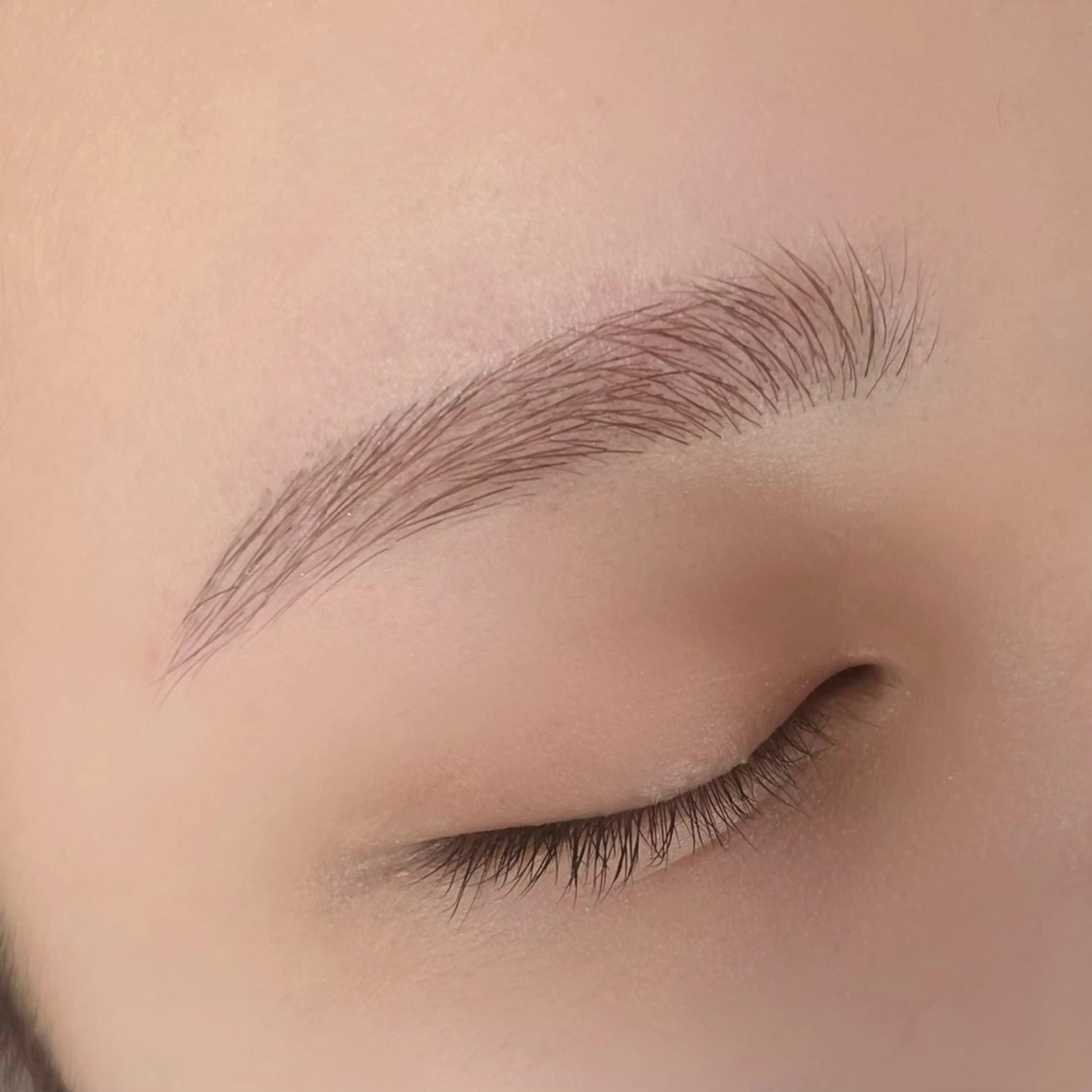 アイブロウ MOUV ふじみ野 HARUKAの眉毛・アイブロウイメージ