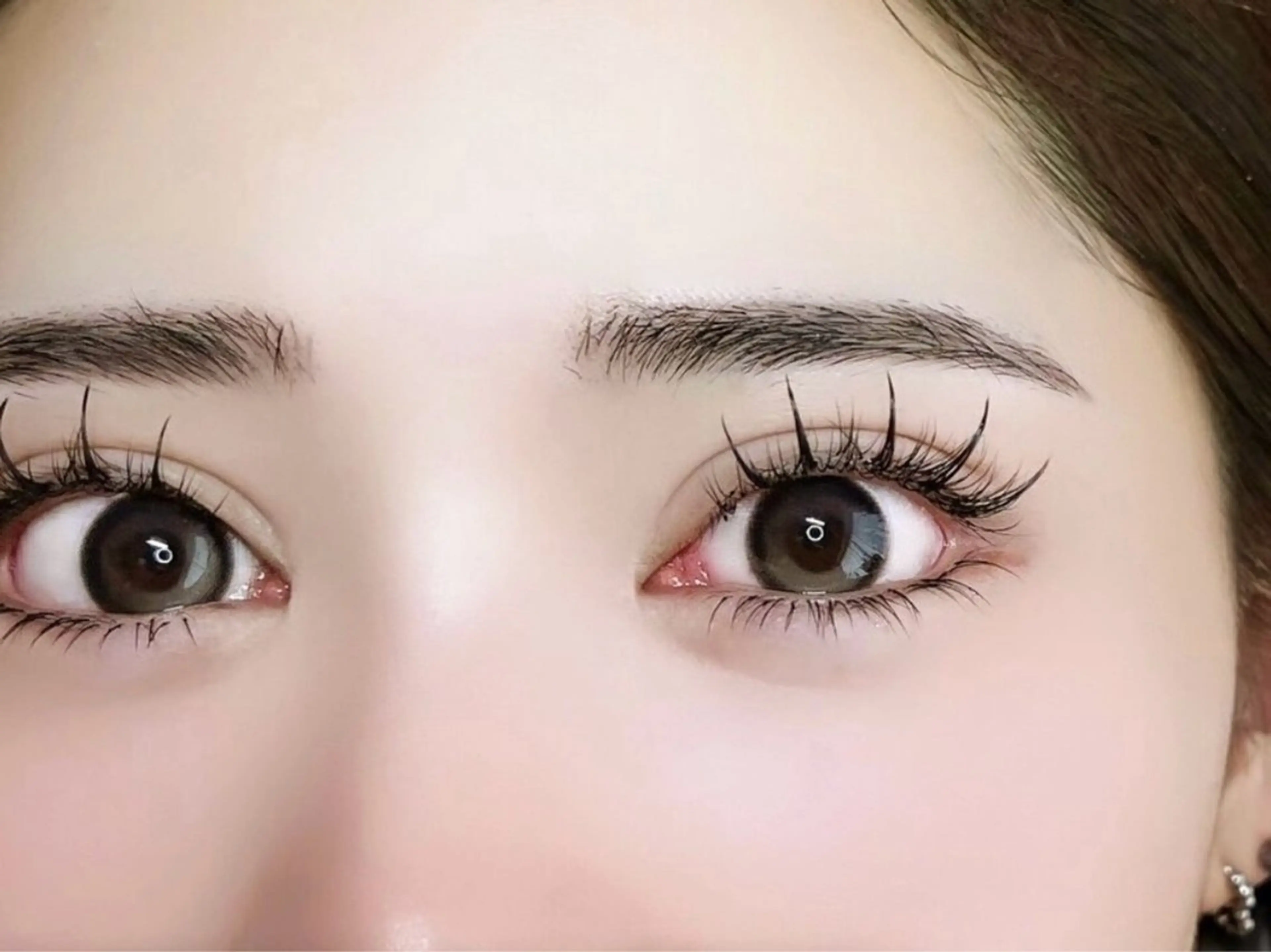 マツエク・マツパ 束感まつ毛 フラットラッシュ マツエク Livicate 💗🧁🎀🦋のマツエク・マツパデザイン