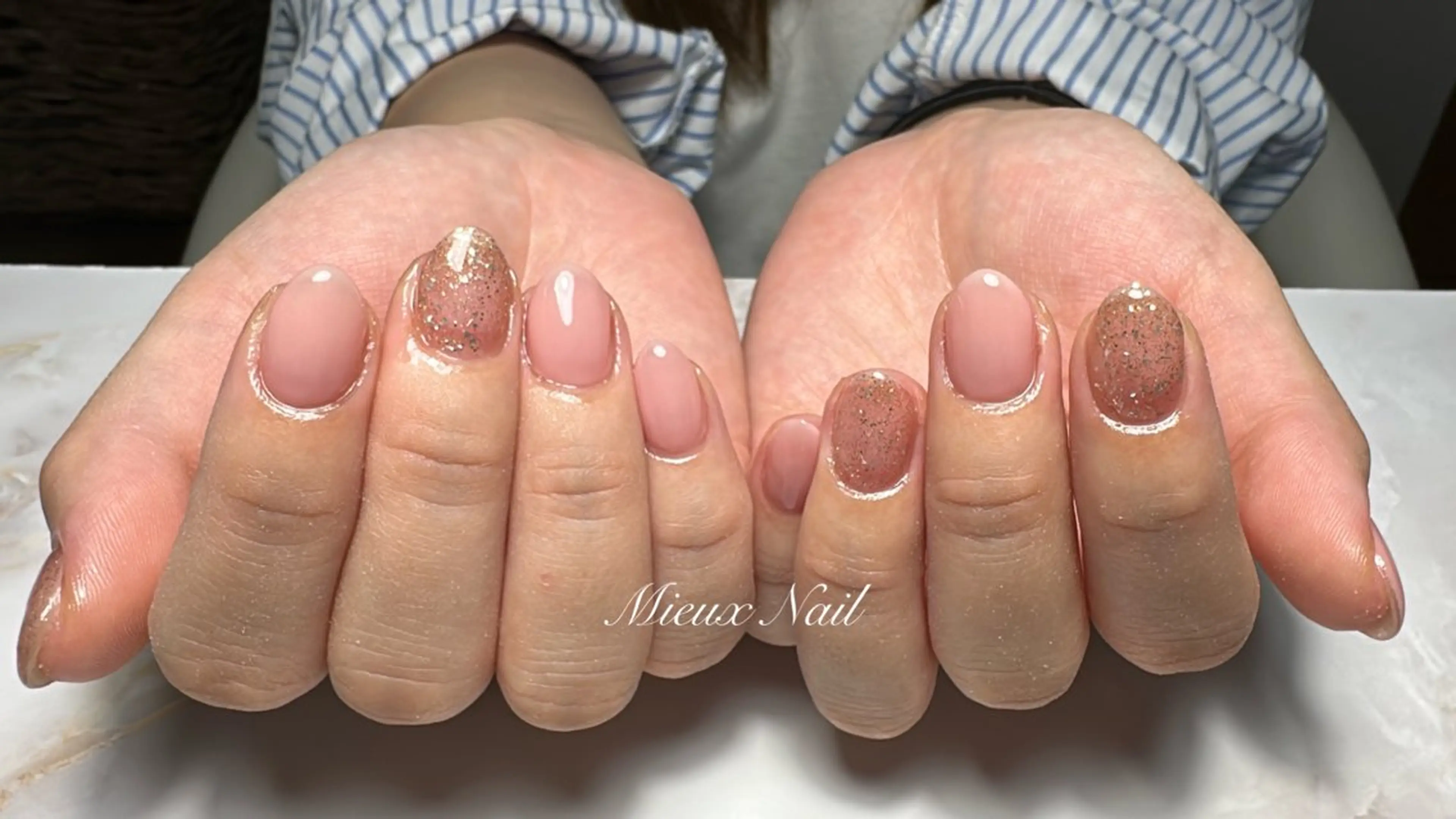 ネイル ブルー ジェルネイル パラジェル ハンドネイル 市川 麻衣子のネイルデザイン