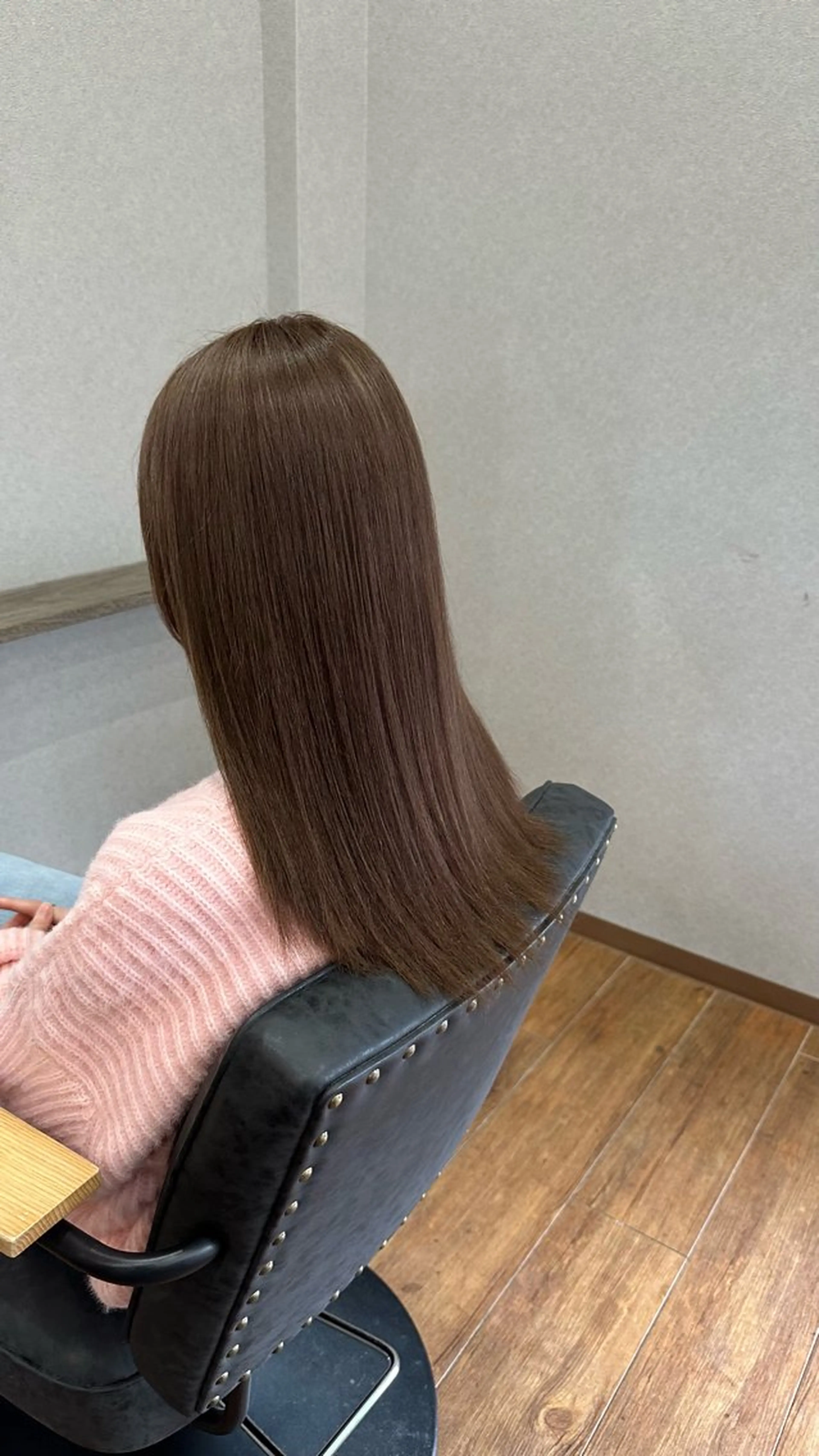 ロング カラー ブラウンカラー チョコレートブラウン ヘアカラー トリートメント 鵜飼 真伍のヘアスタイル