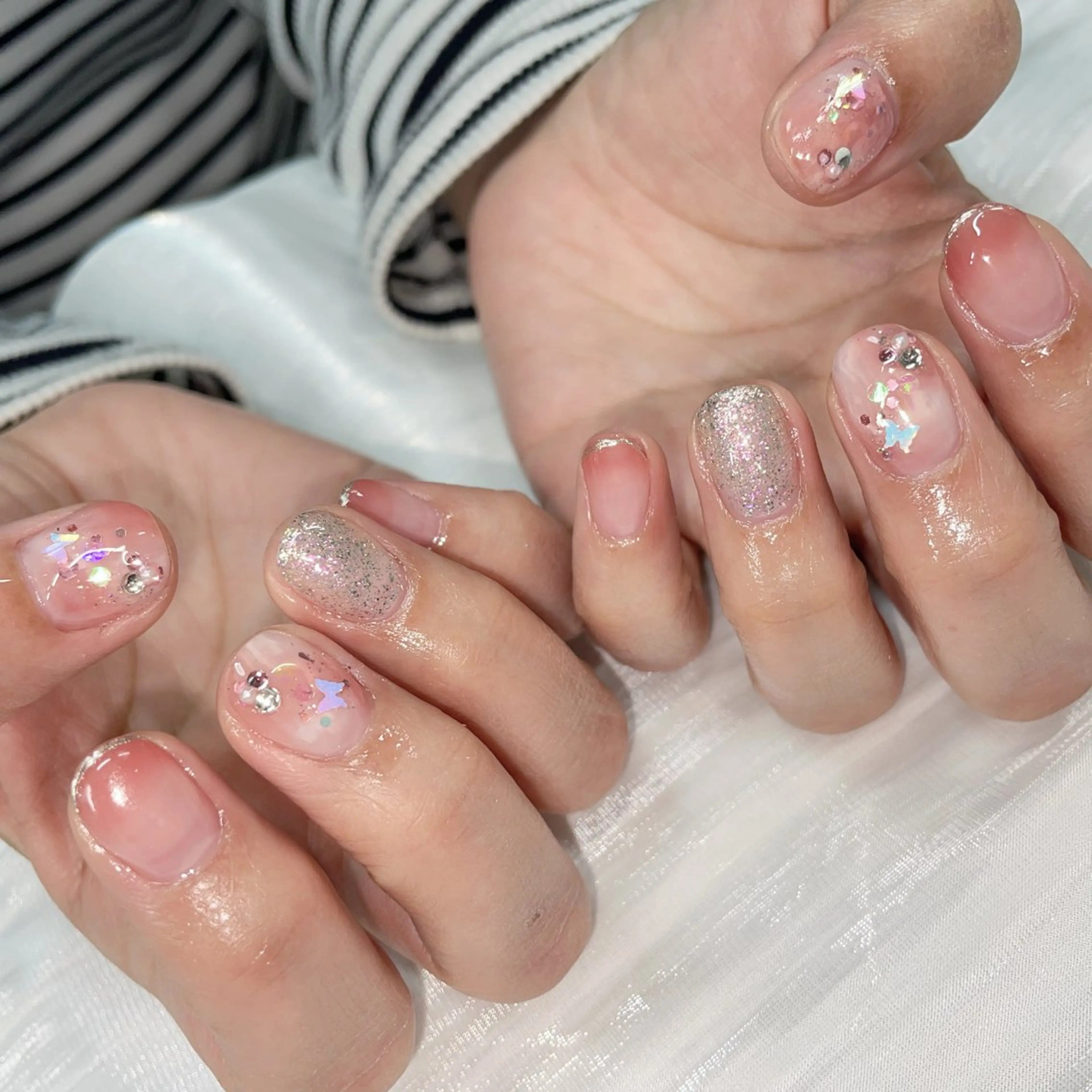 ネイル フラッシュネイル キラキラネイル ラメ(グリッター) マグネットネイル 春ネイル 林 ✨syousyouのネイルデザイン