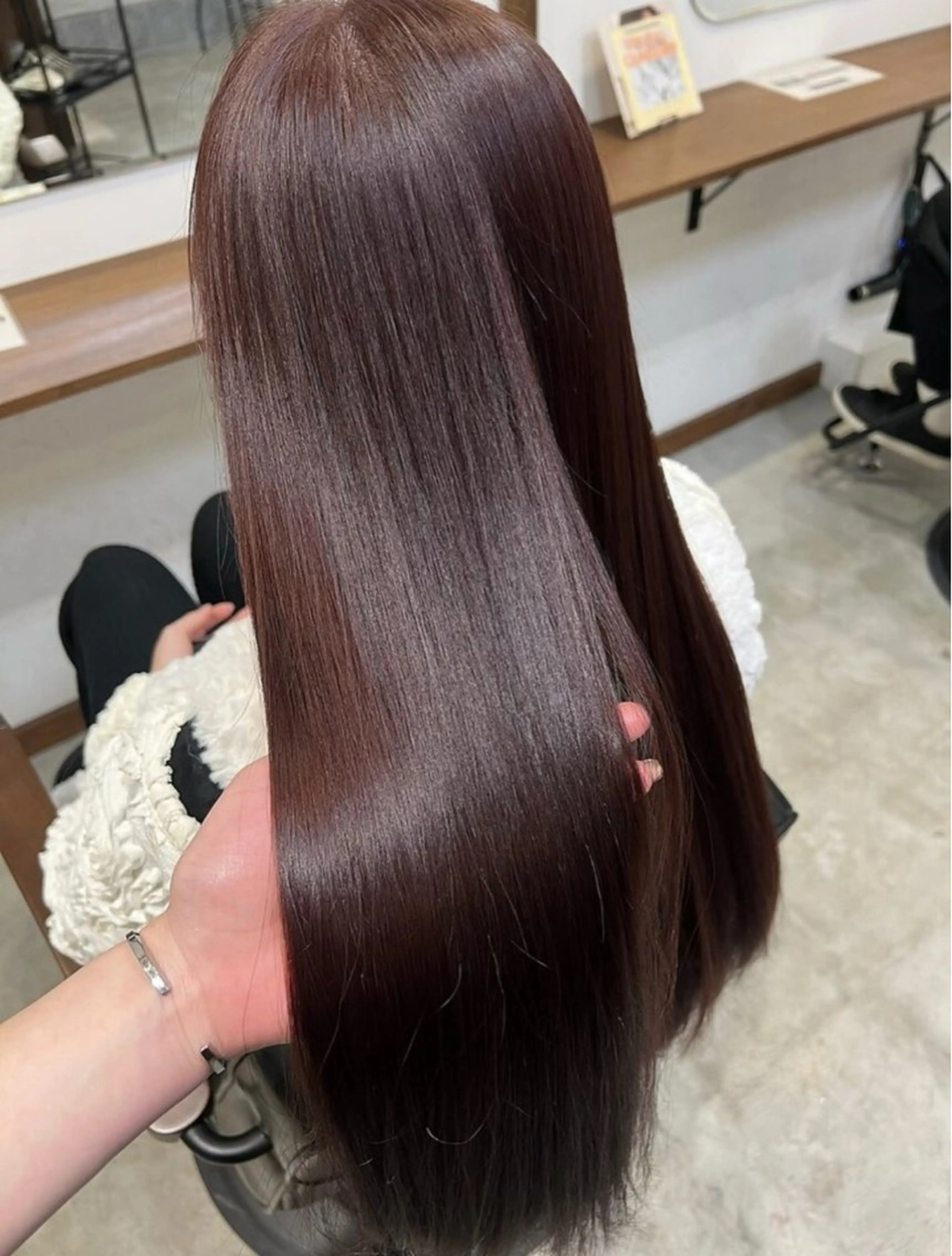 【大人気🌟】前髪カット+イルミナカラー+保湿ケア🩵の写真