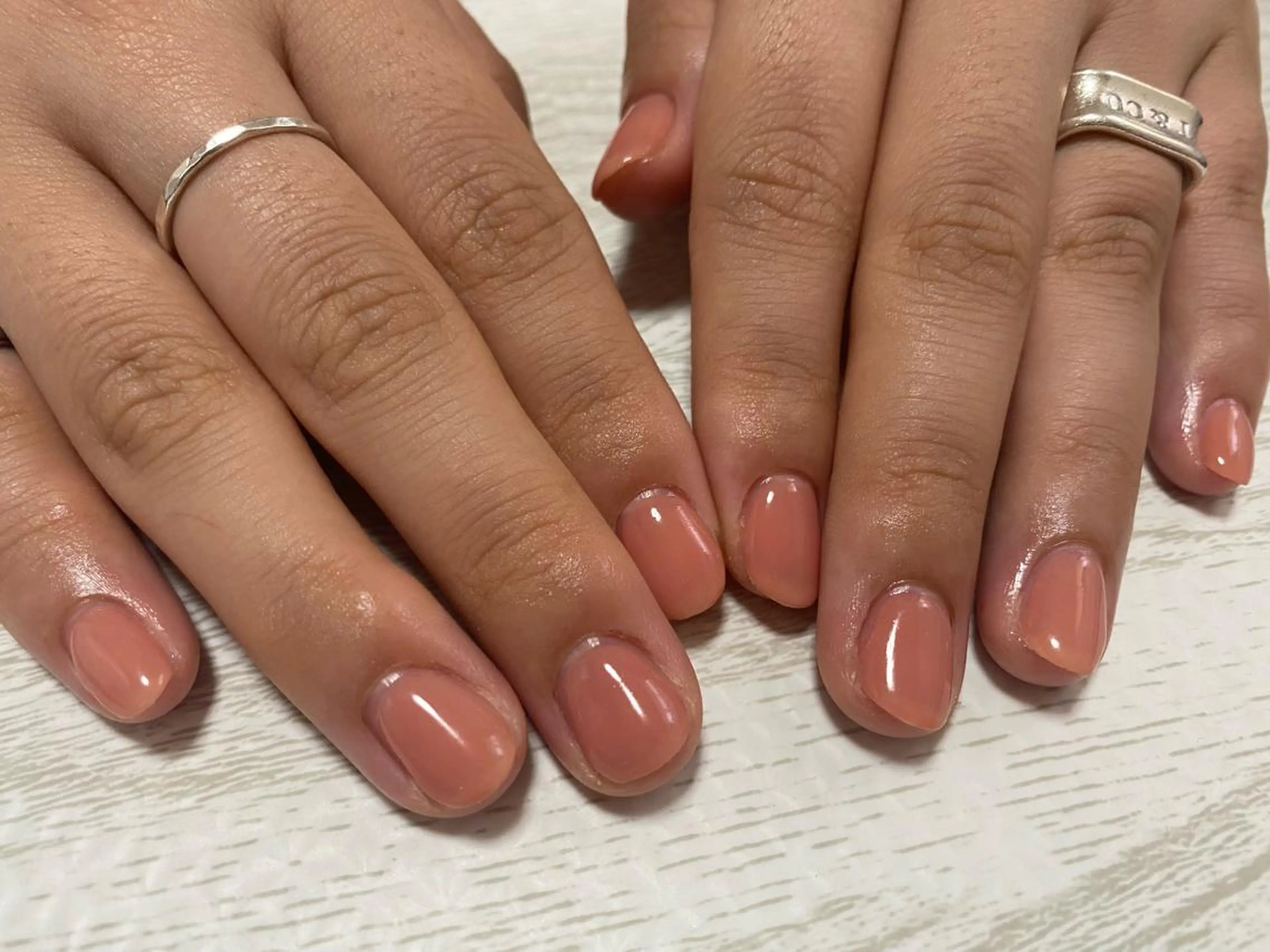 ネイル ワンカラーネイル ピンク ピンクベージュ シンプルネイル ハンドネイル Ulu  Nail 🌱MOMOKAのネイルデザイン