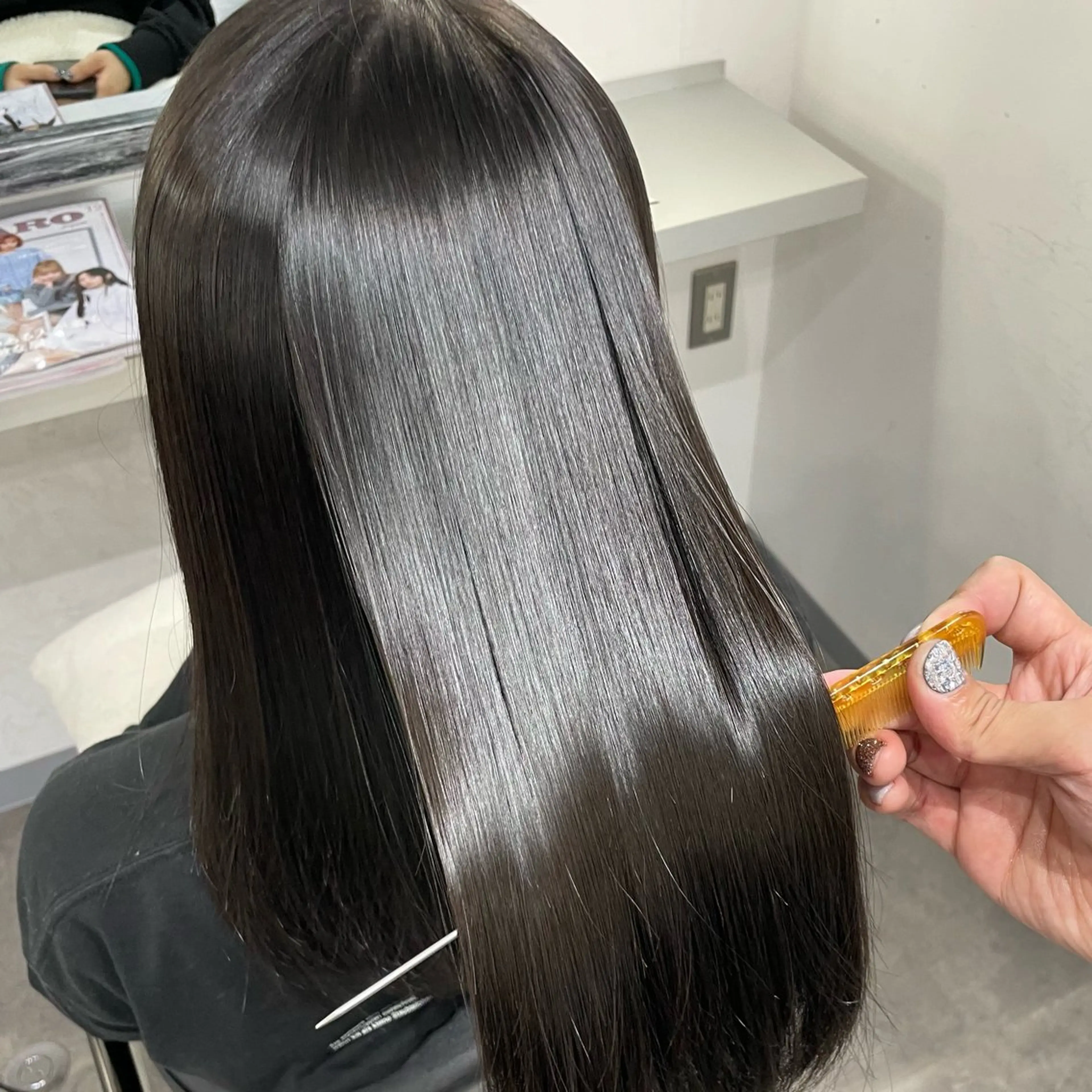 ロング 縮毛矯正 ヘアリゾートAi Tsubasa🐳のヘアスタイル