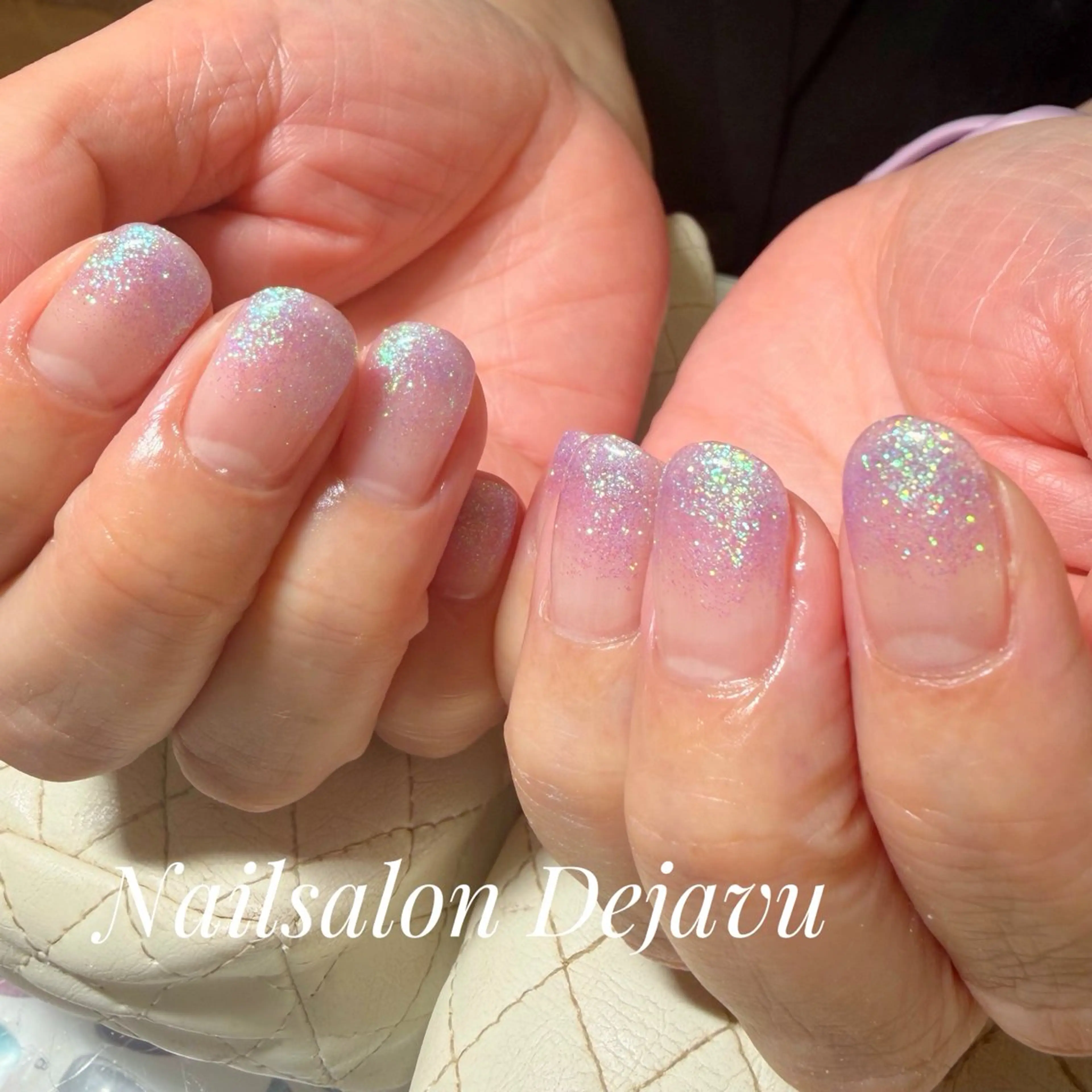ネイル グラデーション ラメ(グリッター) ラメグラデーション ハンドネイル Nail salon Dejavu 🌿のネイルデザイン