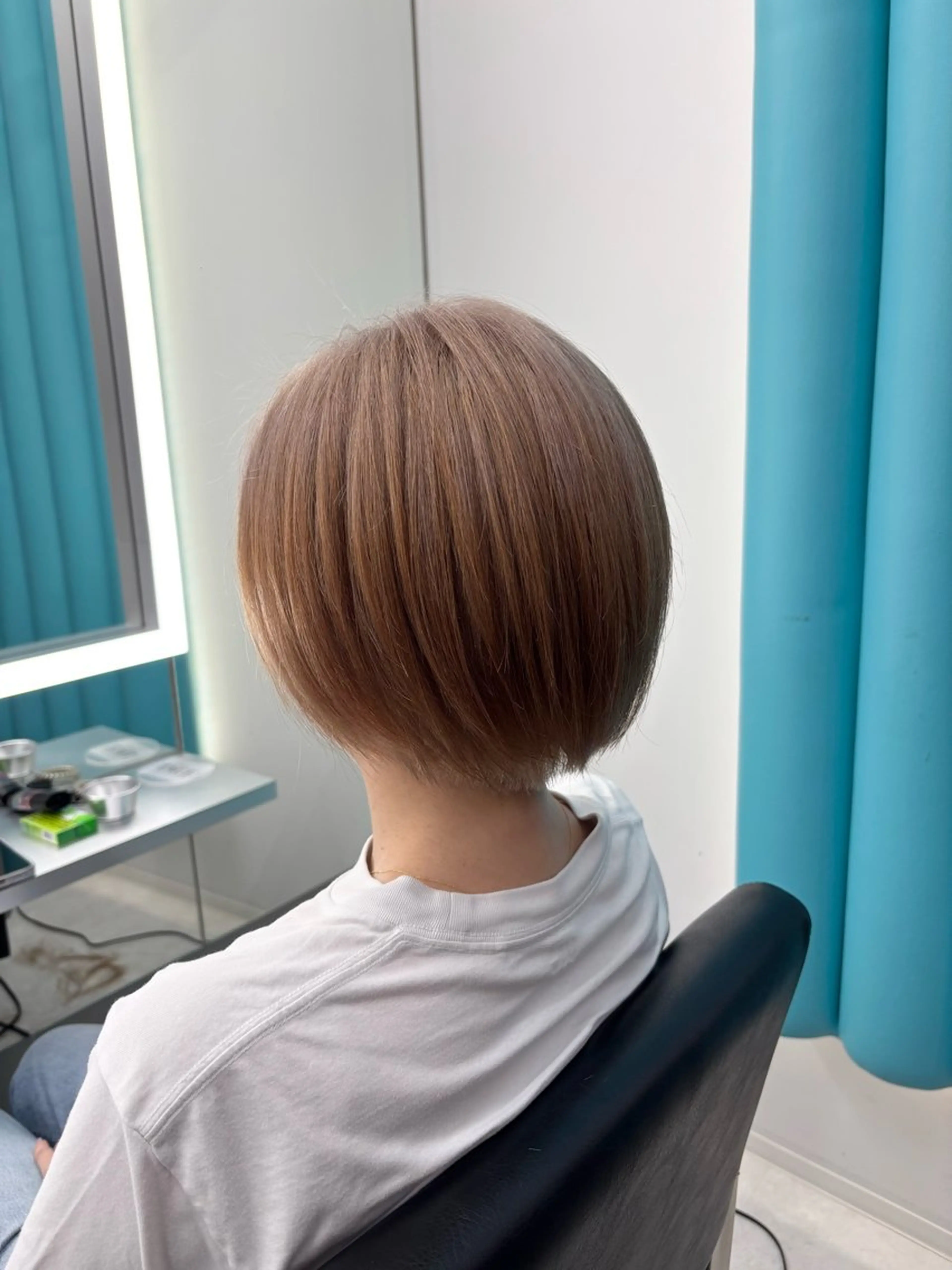 ショート ヘアカラー TACE AYANOのヘアスタイル