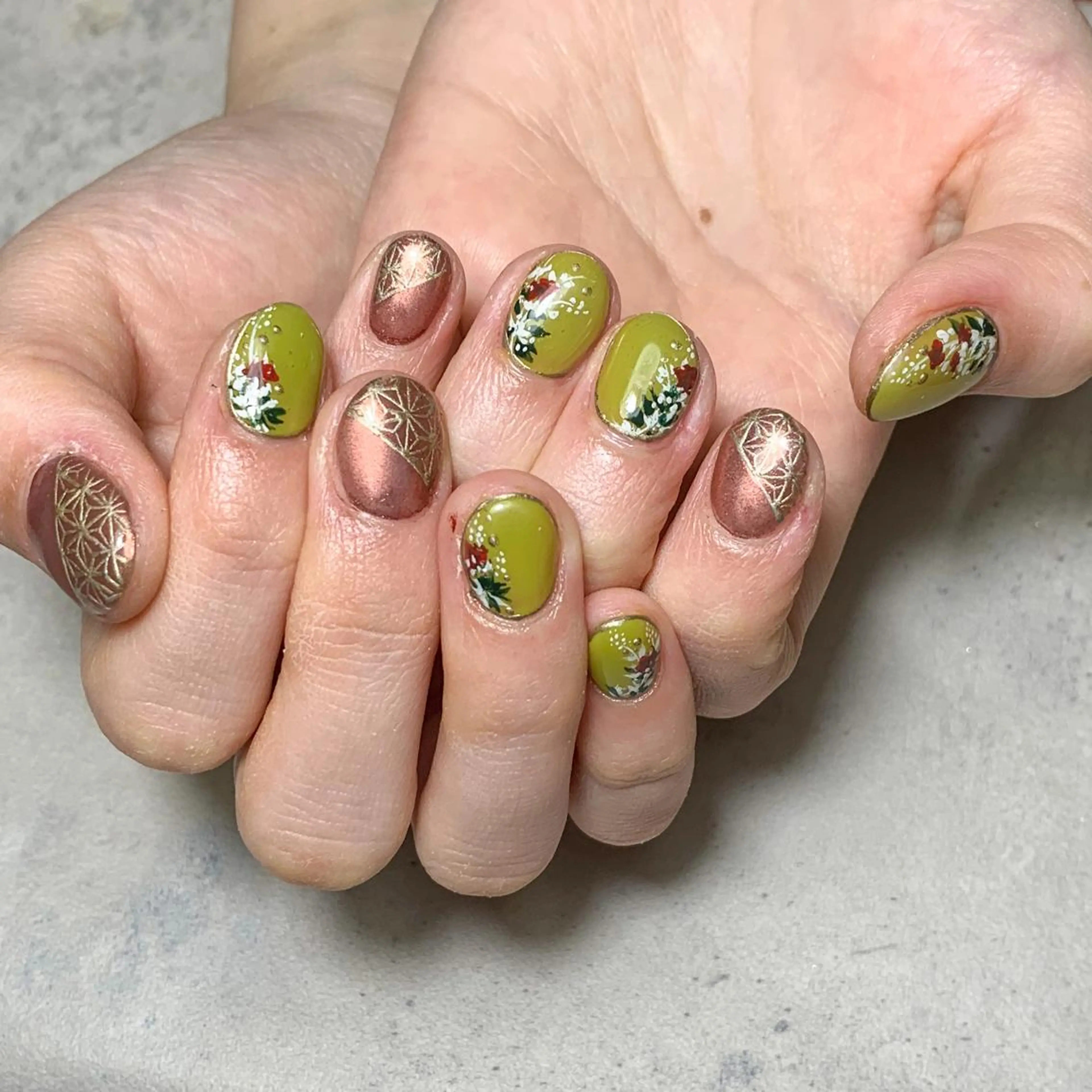 ネイル ハンドネイル FIORITURA aiのネイルデザイン