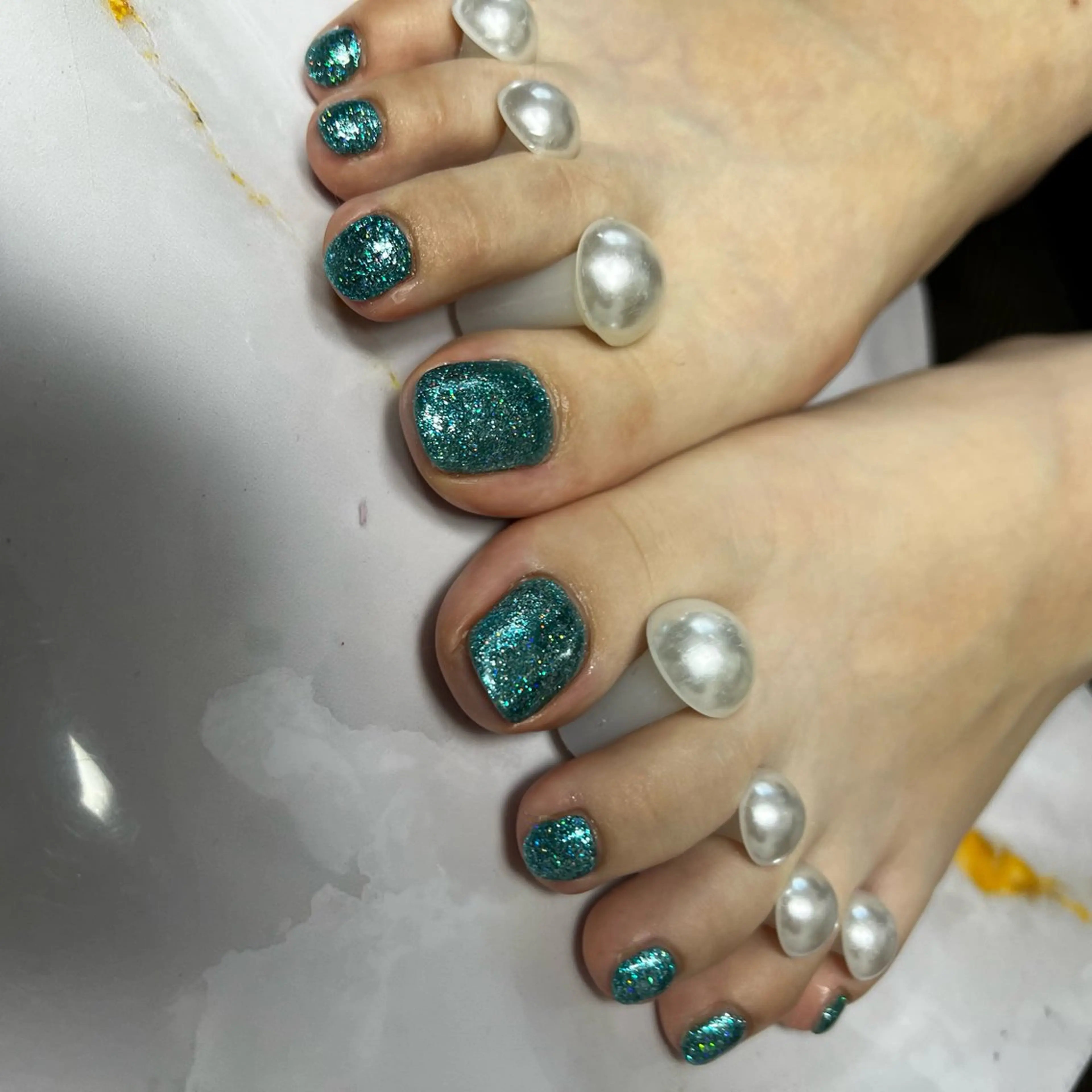 オフなし⁂ワンカラーorラメグラ　フットバス、ケア込みの写真