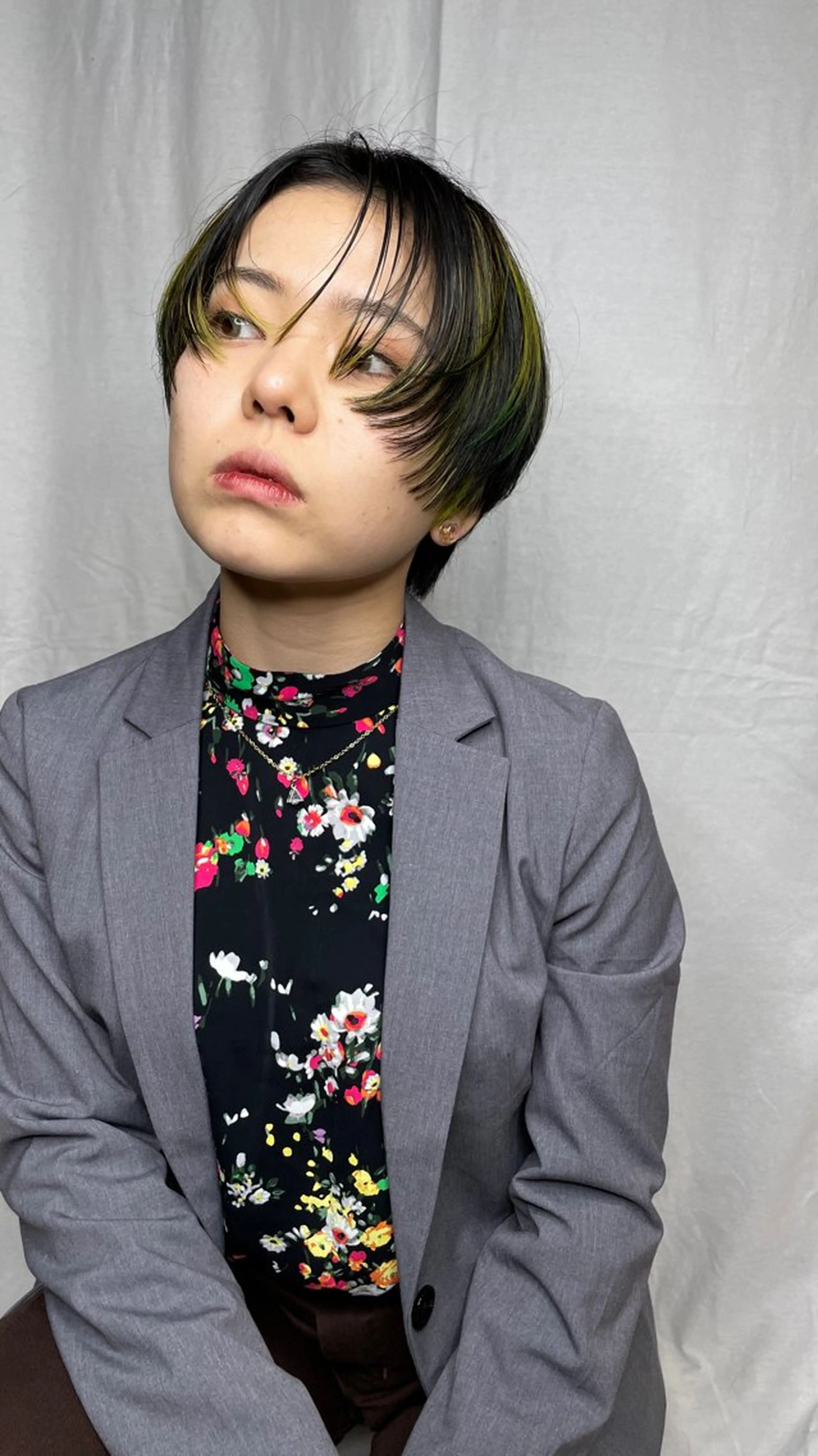 ショート カラー ショート/ボブ/ メンズ/縮毛矯正のヘアスタイル