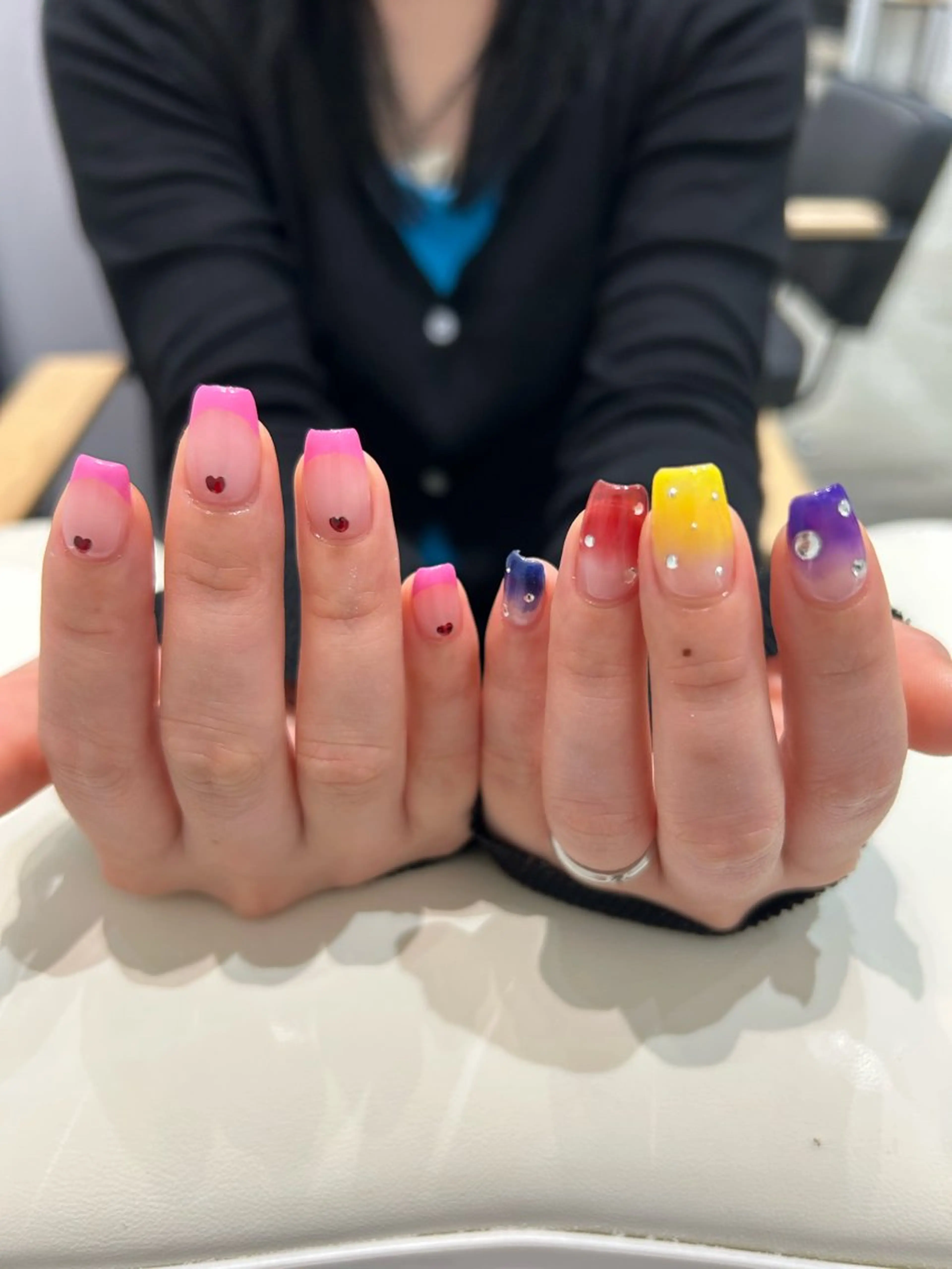 ネイル ちゅるんネイル✨🤍 三宅愛佳のネイルデザイン