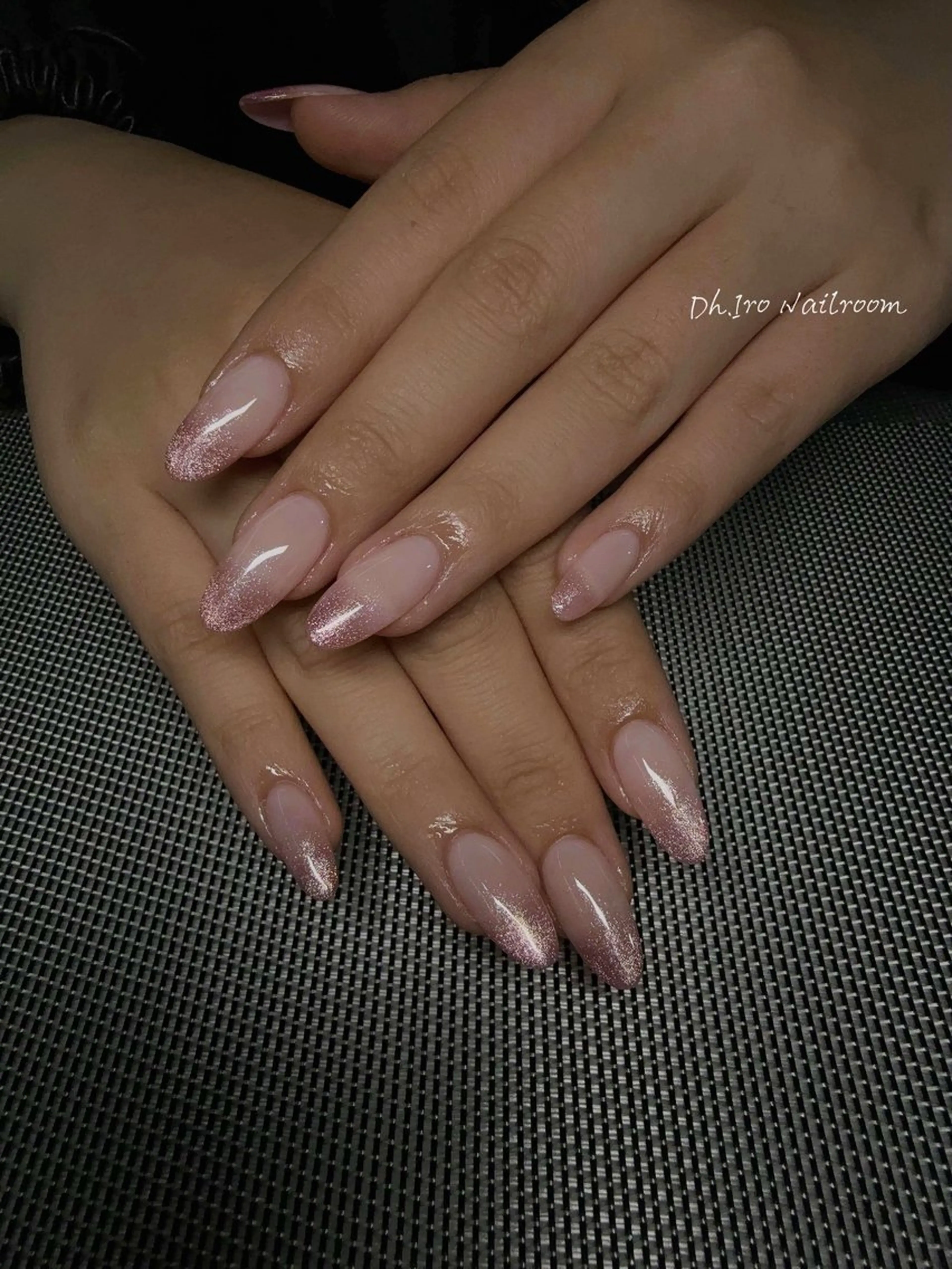 ネイル IRO Nail Studioのネイルデザイン