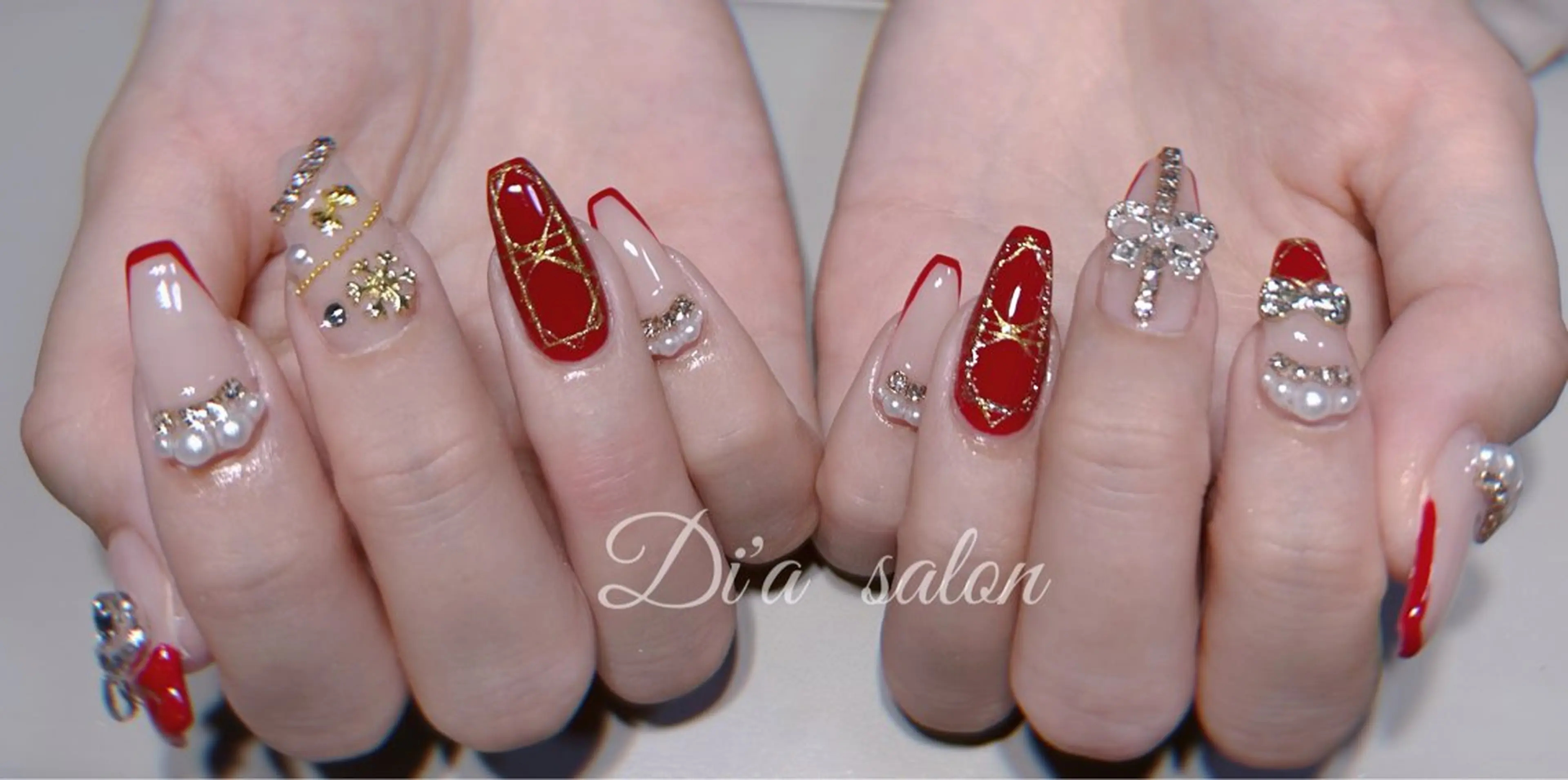 ネイル ハンドネイル di'a salonのネイルデザイン