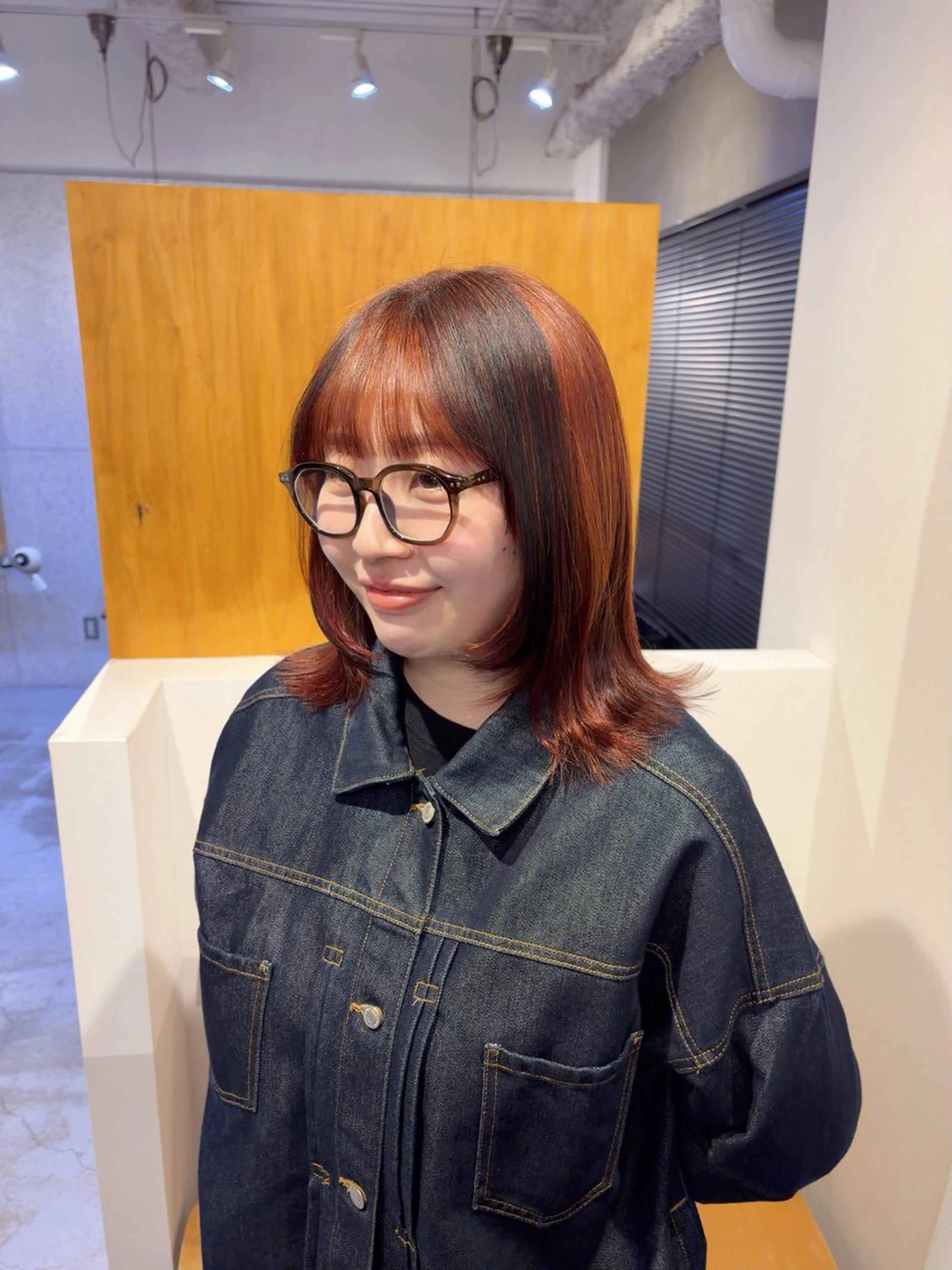 ミディアム ヘアカラー さわ くるみのヘアスタイル