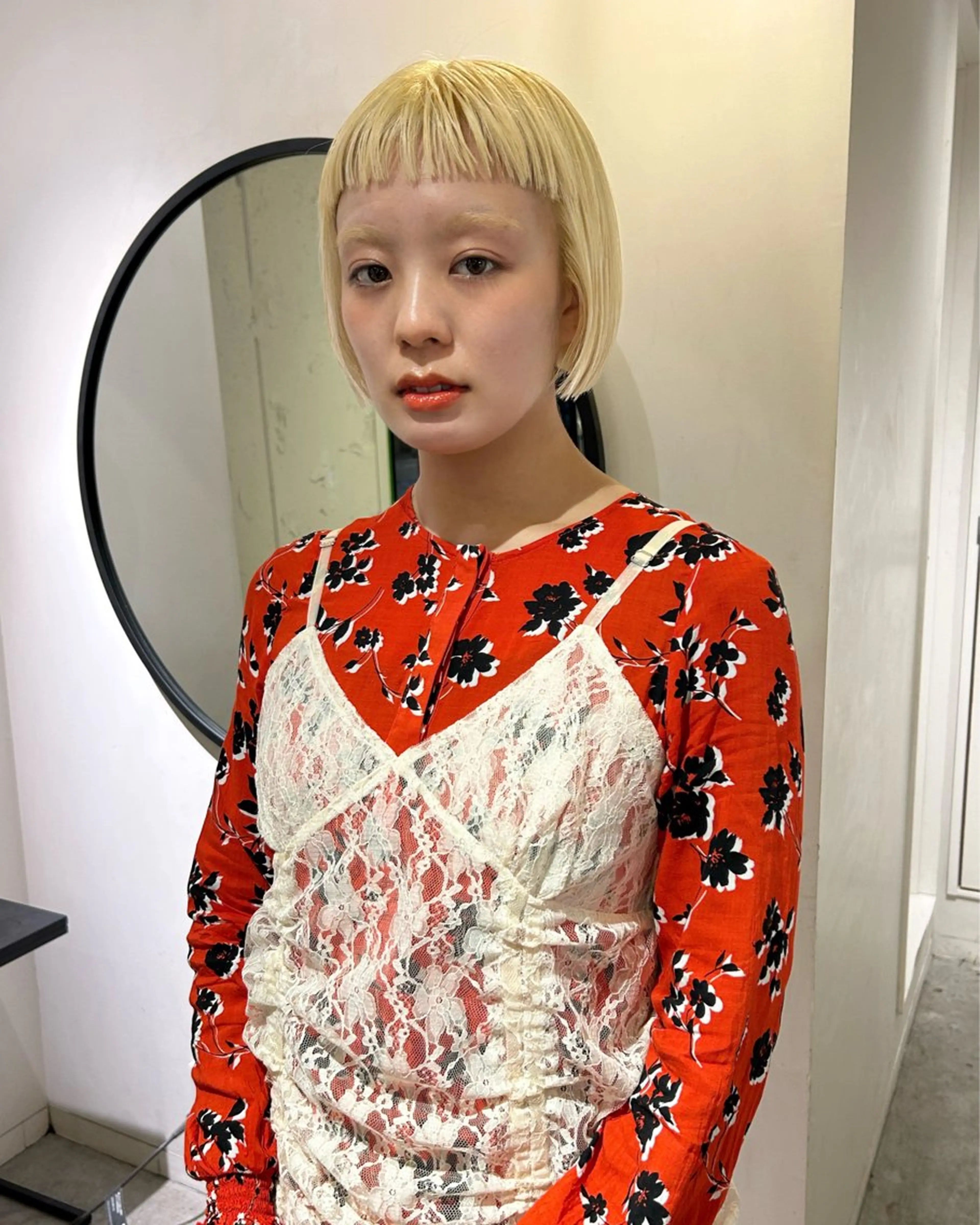 ショート カラー 抜きっぱなしブロンド ブロンド ボブ オン眉 カット ヘアカラー トリートメント 村上雅人 ナチュラルモードのヘアスタイル