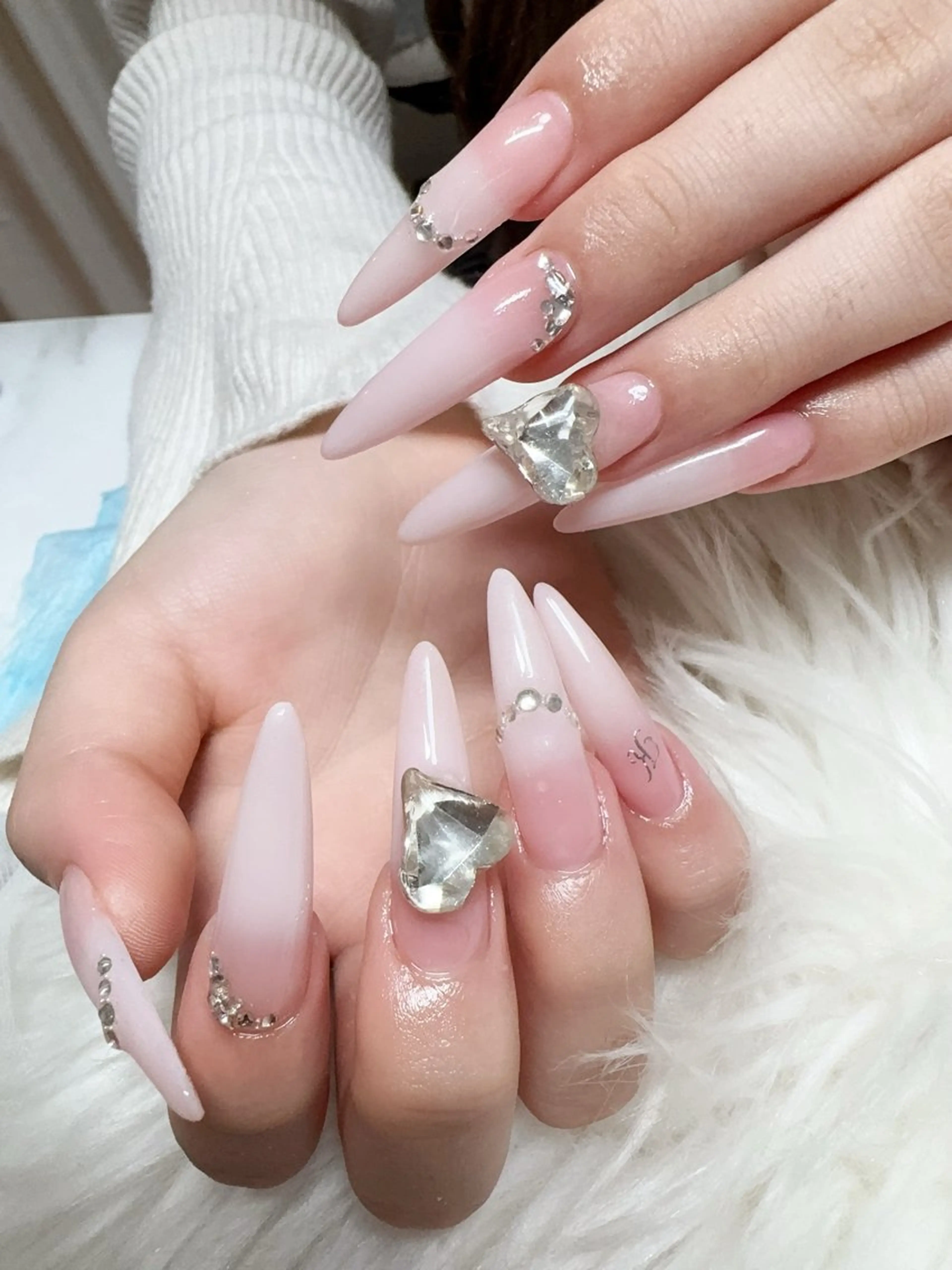 ネイル ハンドネイル ＆ME アンドミーのネイルデザイン