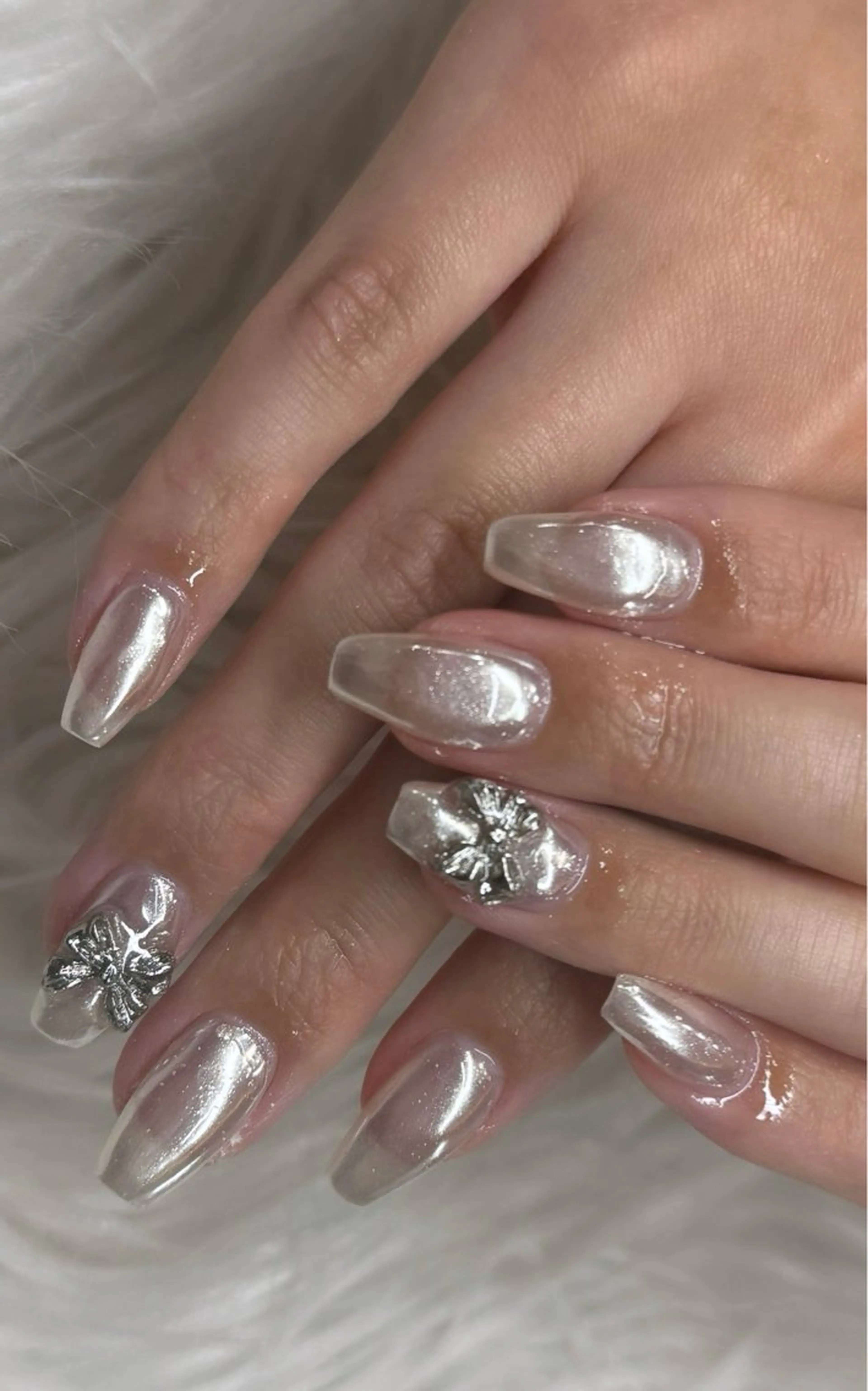 ネイル &Me さらのネイルデザイン