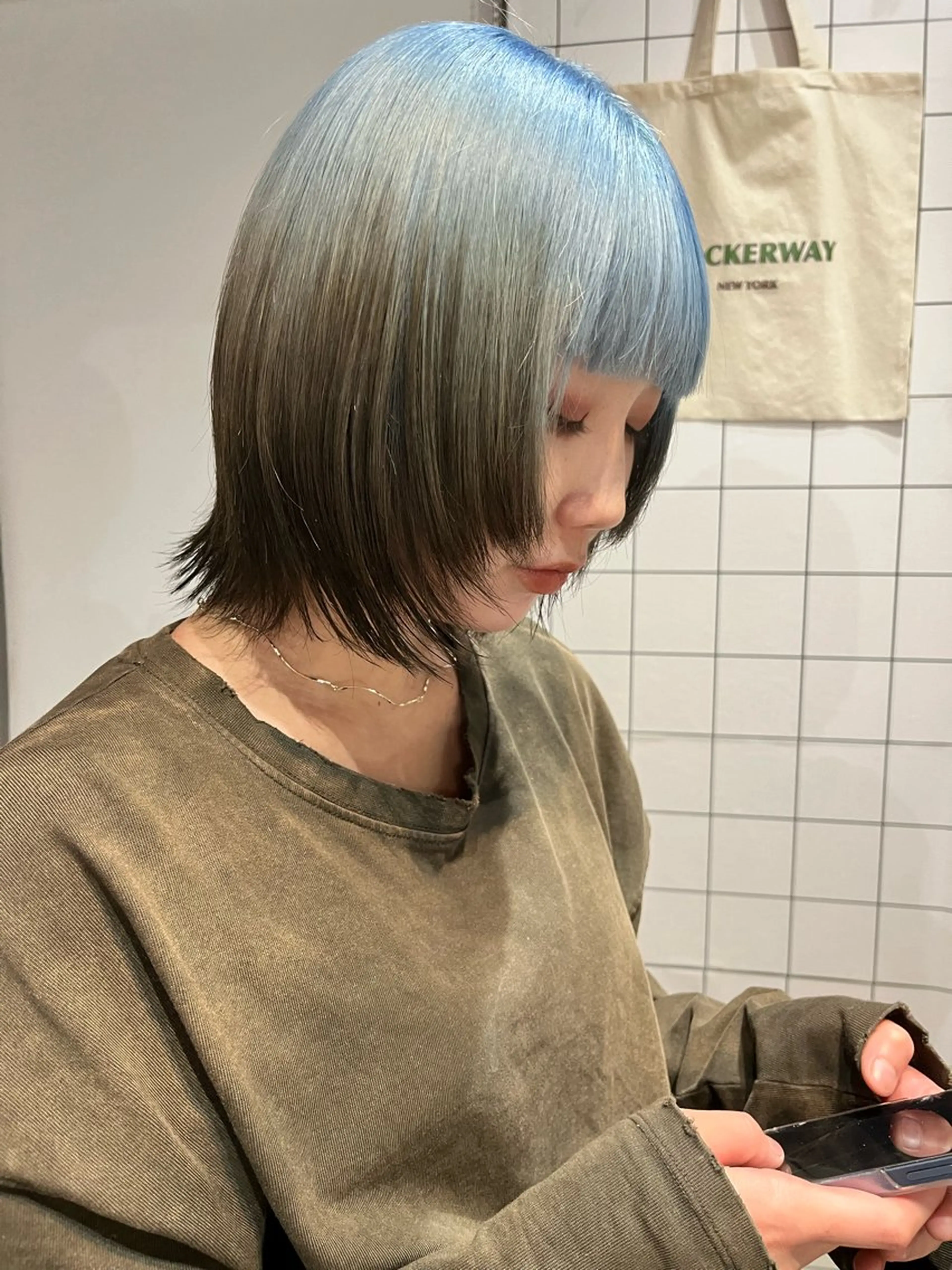 セミロング カラー AOI ハイトーン/ボブのヘアスタイル