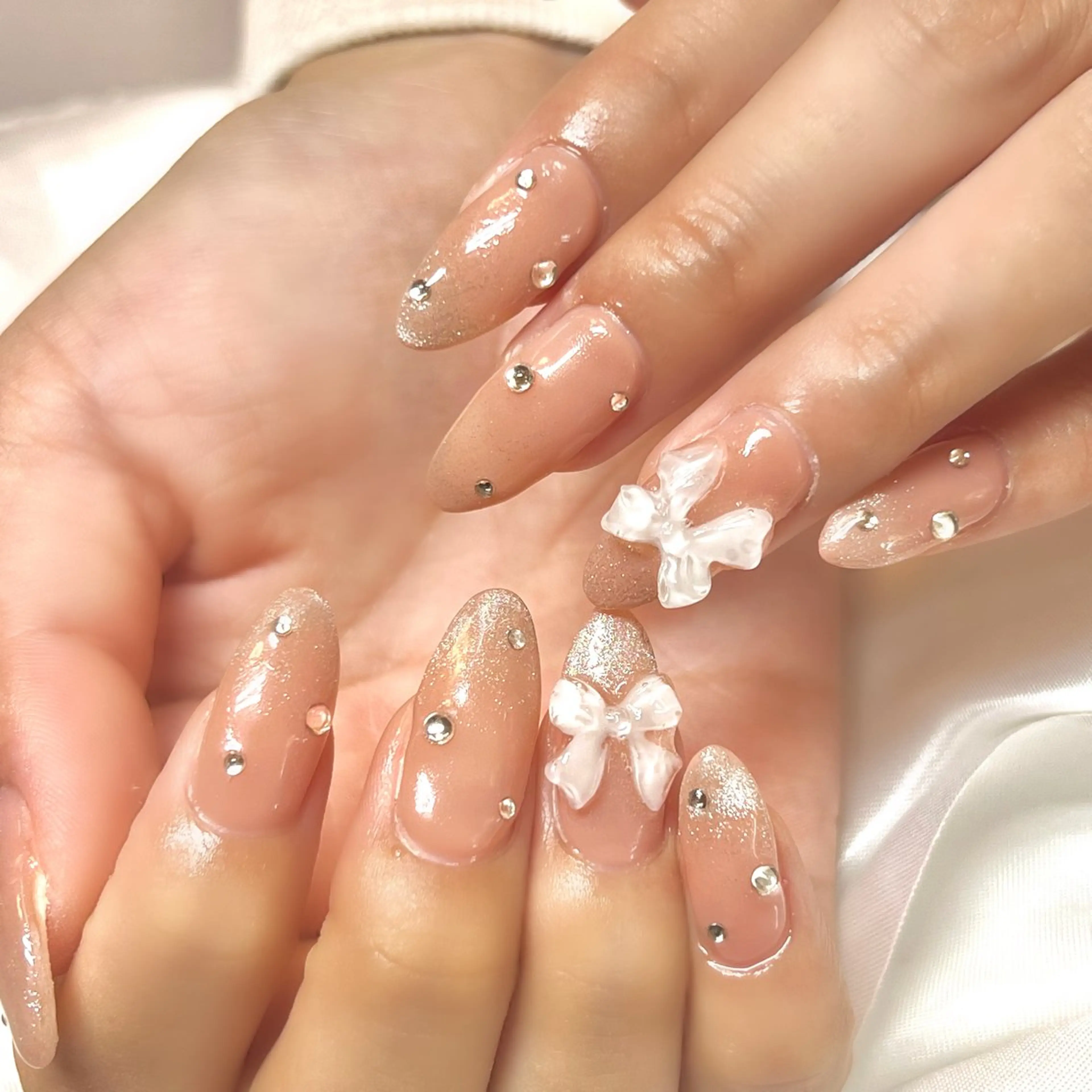 ネイル チークネイル 長さ出し ジェルネイル マグネットネイル 持ち込み ハンドネイル clover nailのネイルデザイン