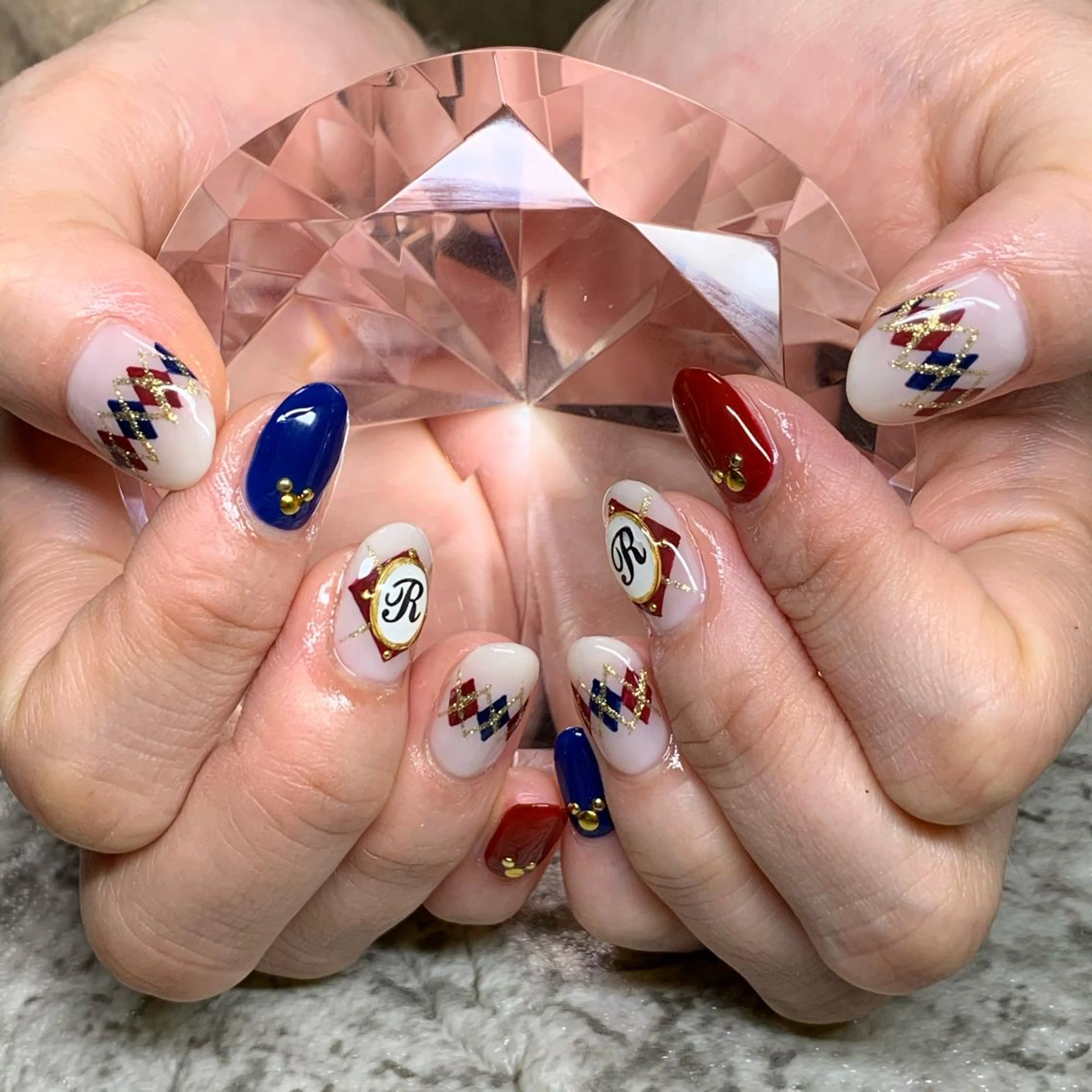 ネイル RuxuryNail ／RiAnnaのネイルデザイン