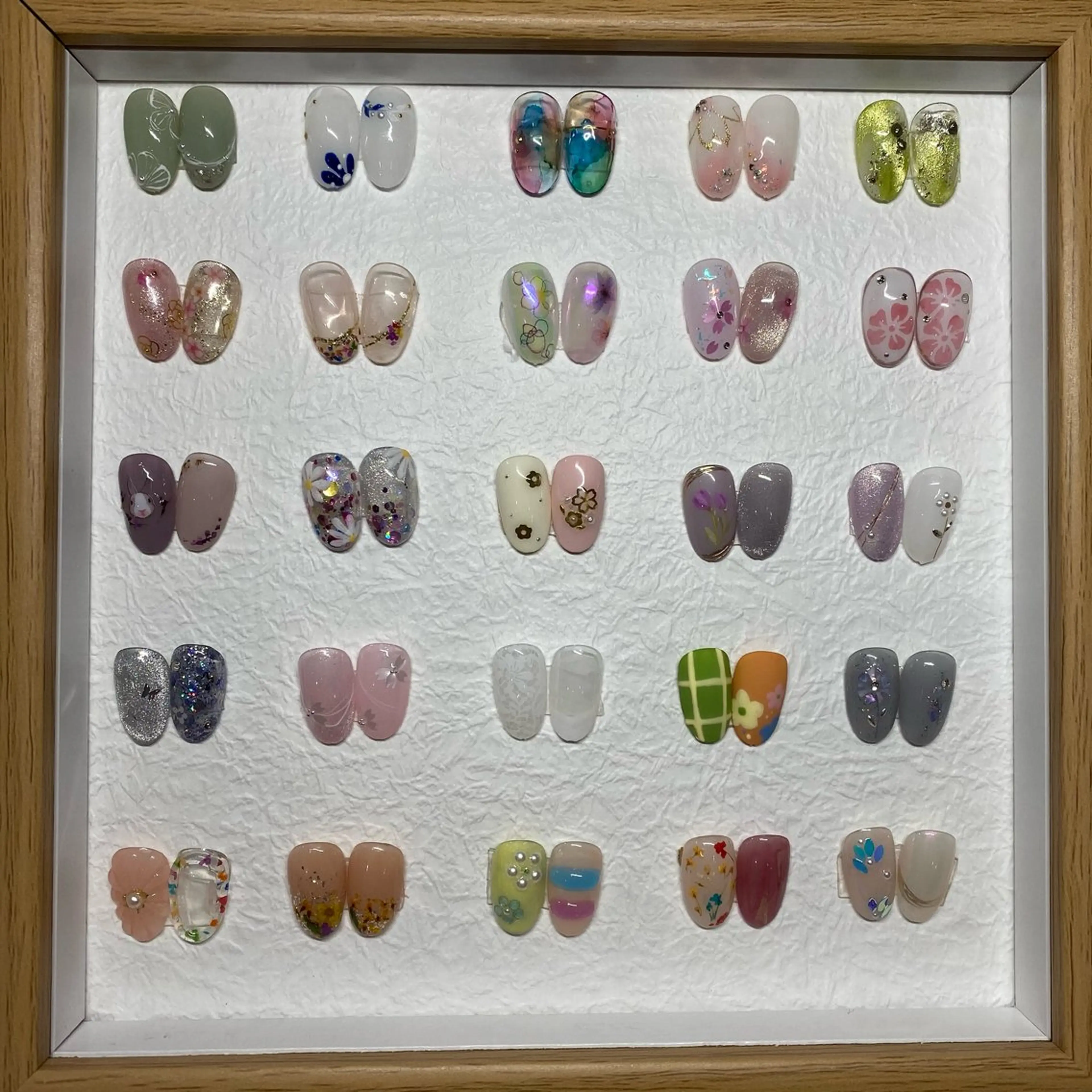 ネイル ネイルサロン 9Carats神田のネイルデザイン