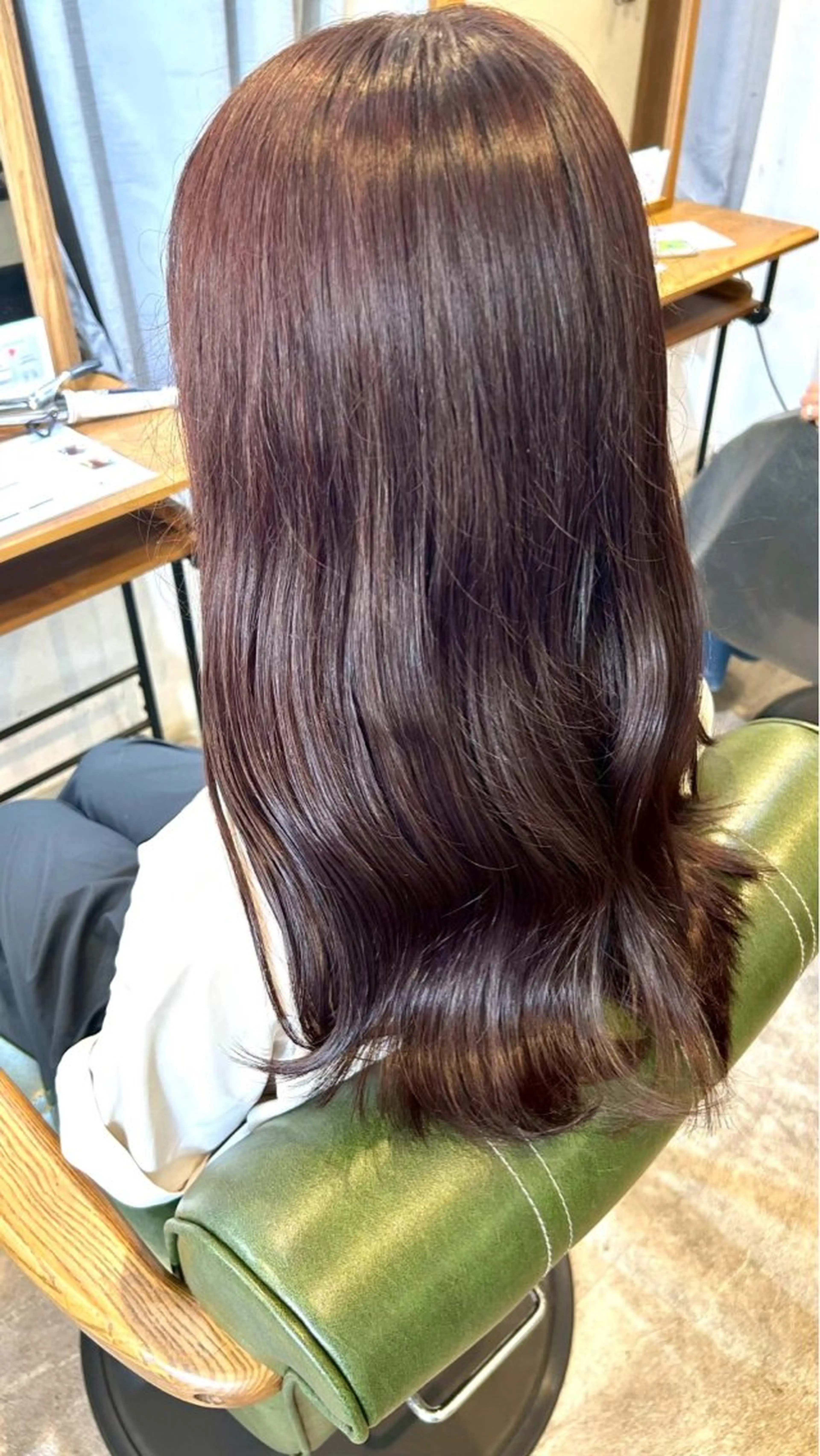 ロング ヘアカラー 脇田 志穂のヘアスタイル