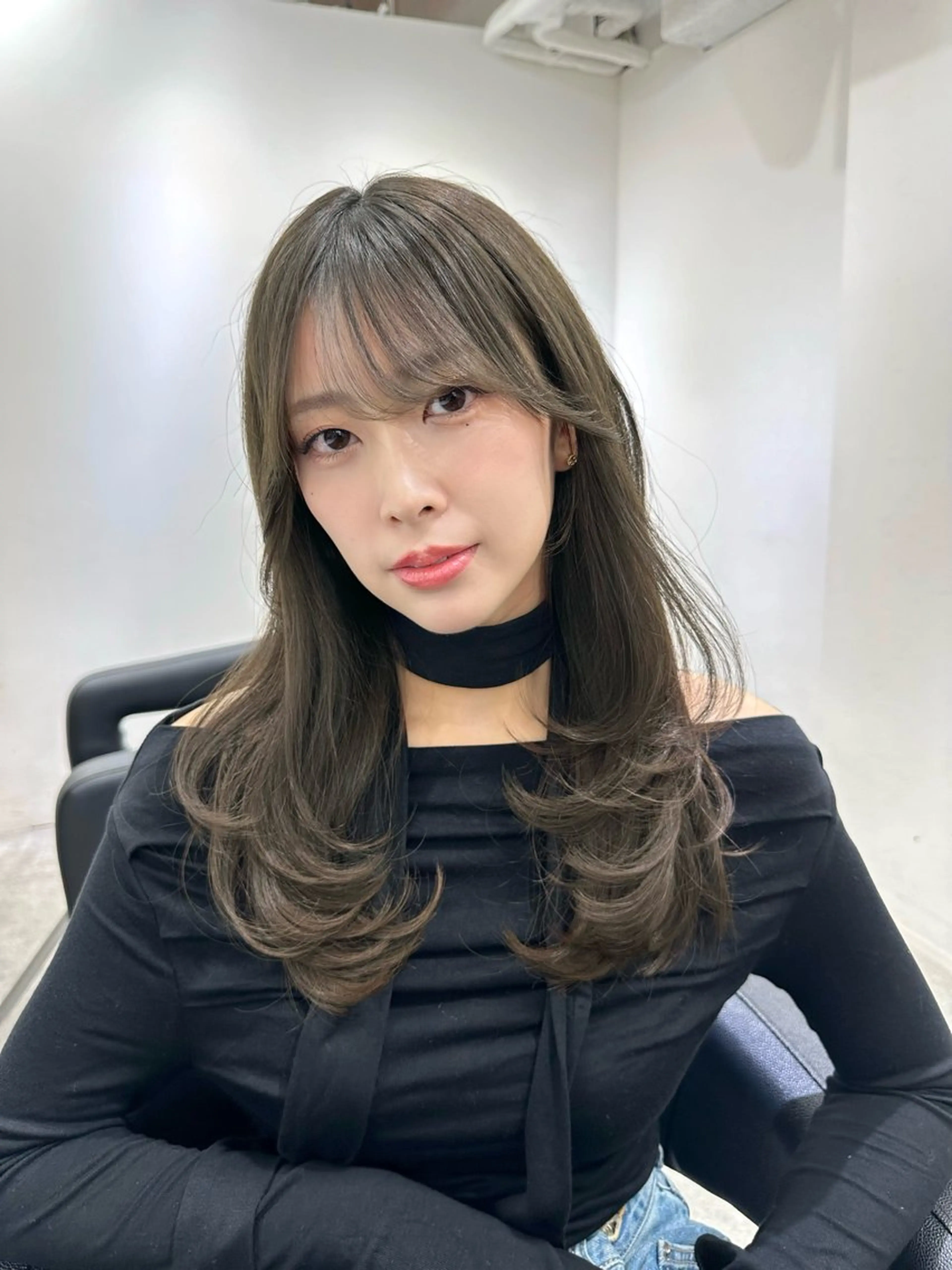 セミロング カラー ミディアムレイヤー 添田晃基のヘアスタイル