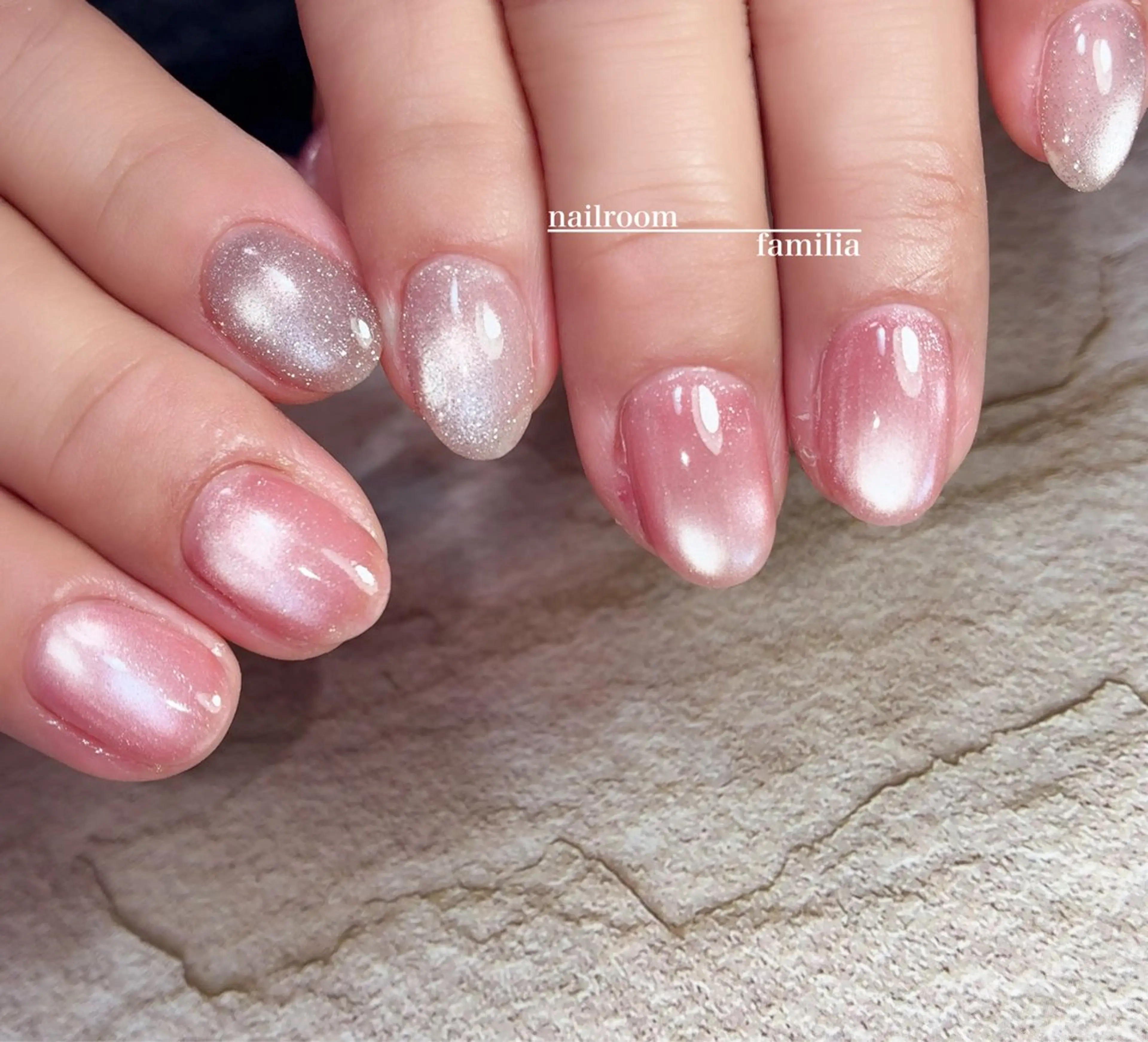 ネイル フラッシュネイル フラッシュマグ マグネットネイル ハンドネイル -nailroom- familiaのネイルデザイン
