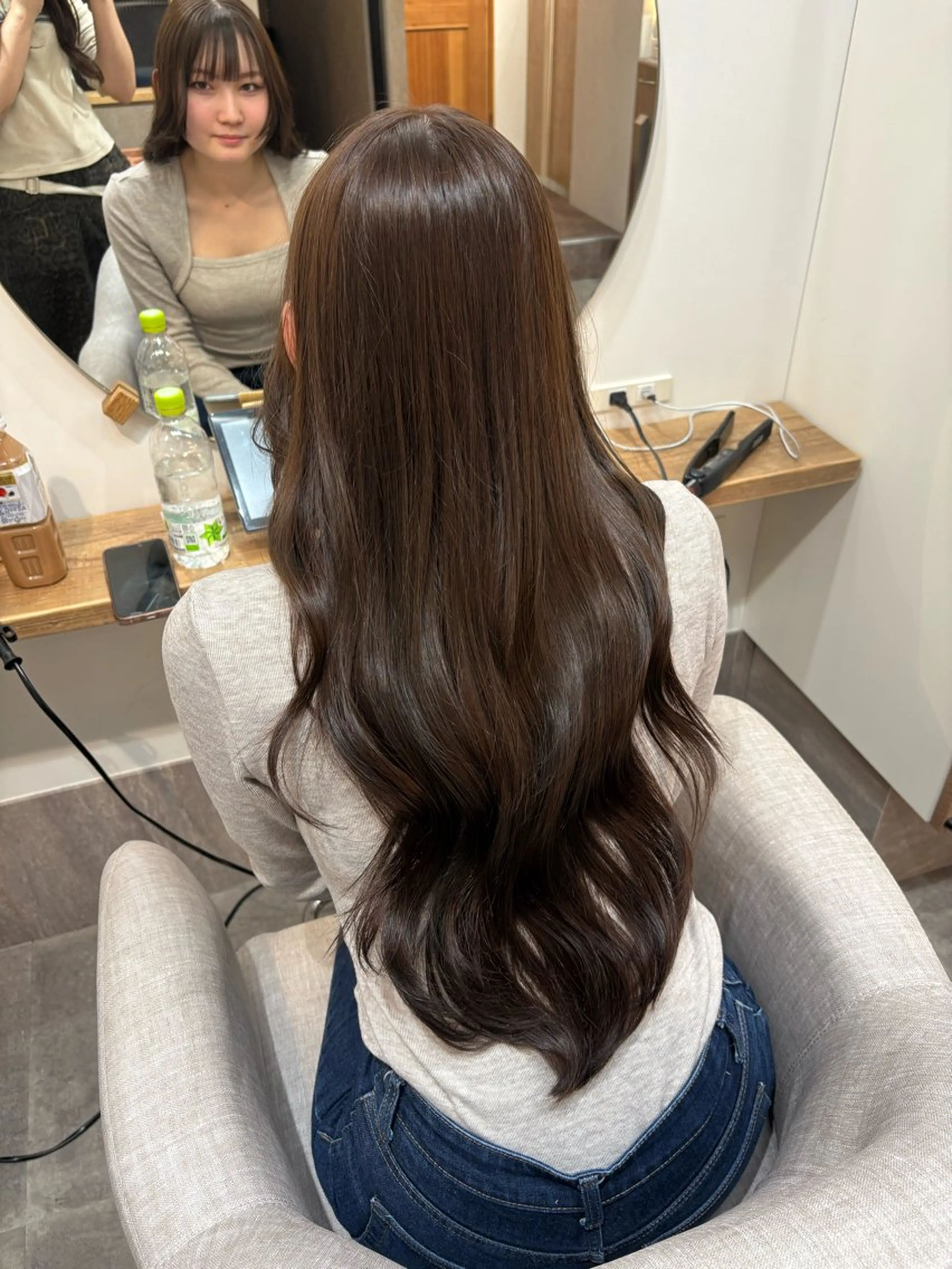 カラー Maki マキのヘアスタイル