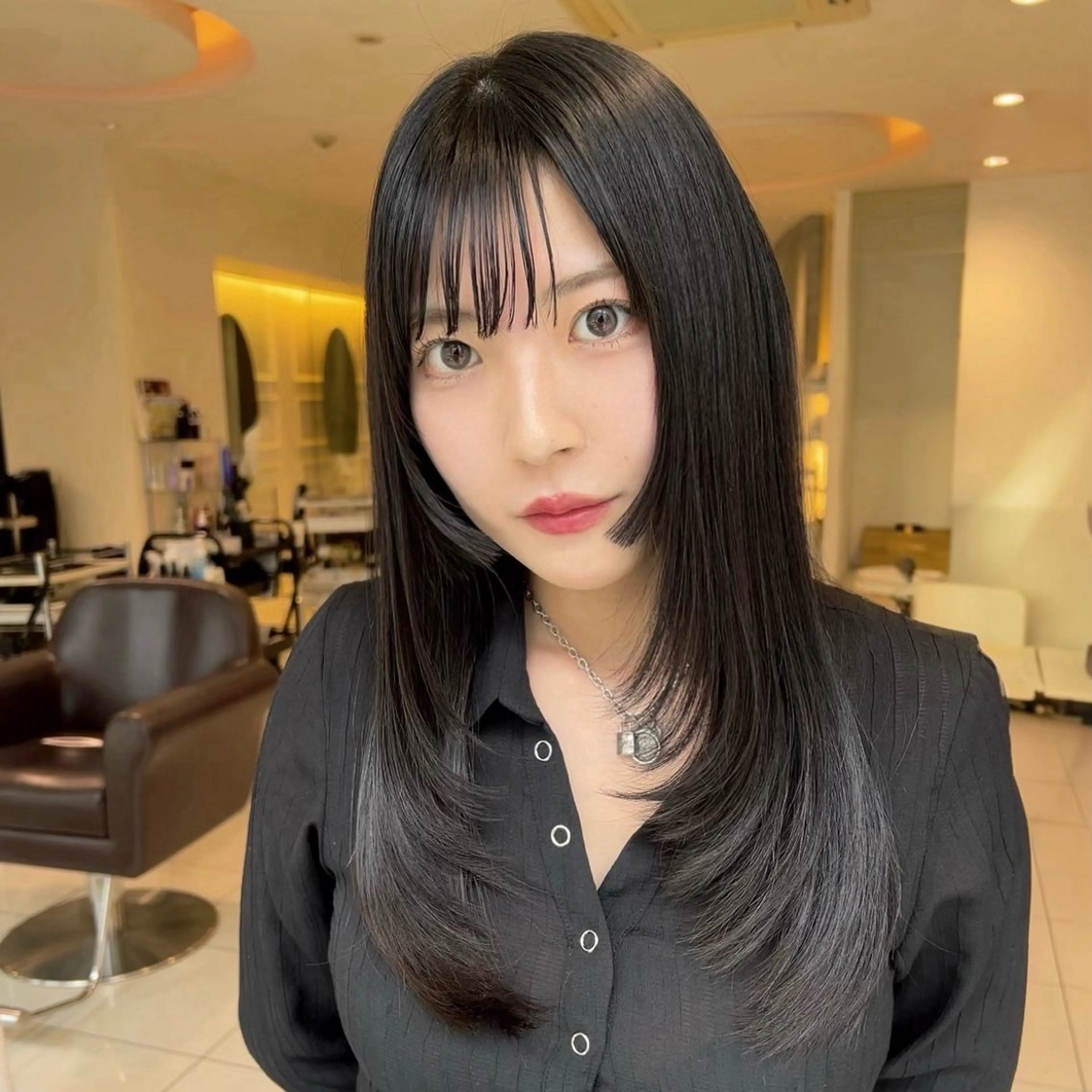 ロング モデル募集/カレン /レイヤーカットのヘアスタイル