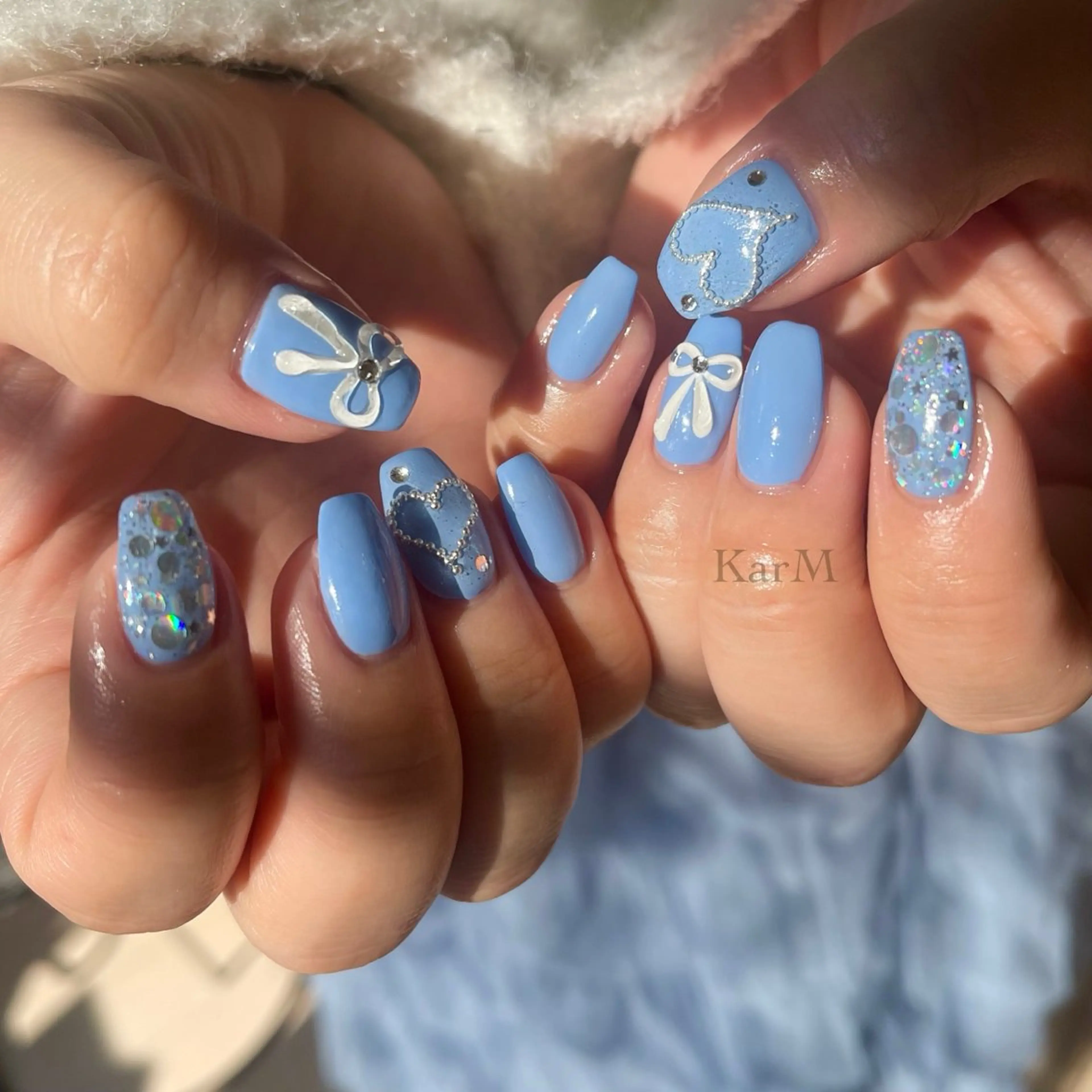 ネイル オーロラネイル ブルー チークネイル フラッシュネイル フレンチネイル ハンドネイル ogino karinのネイルデザイン