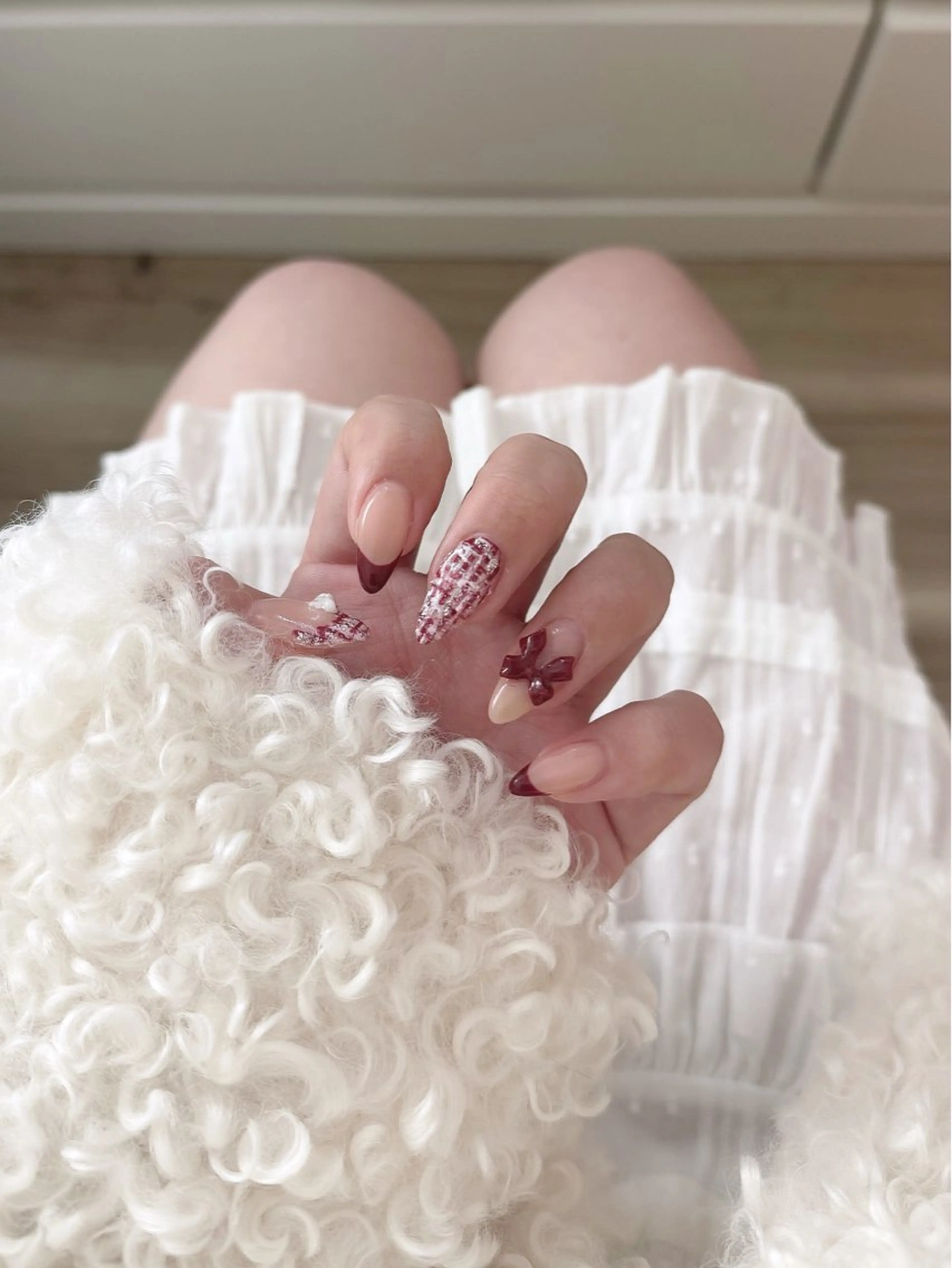 ネイル ハンドネイル シュシュ 🎀 girly nailのネイルデザイン