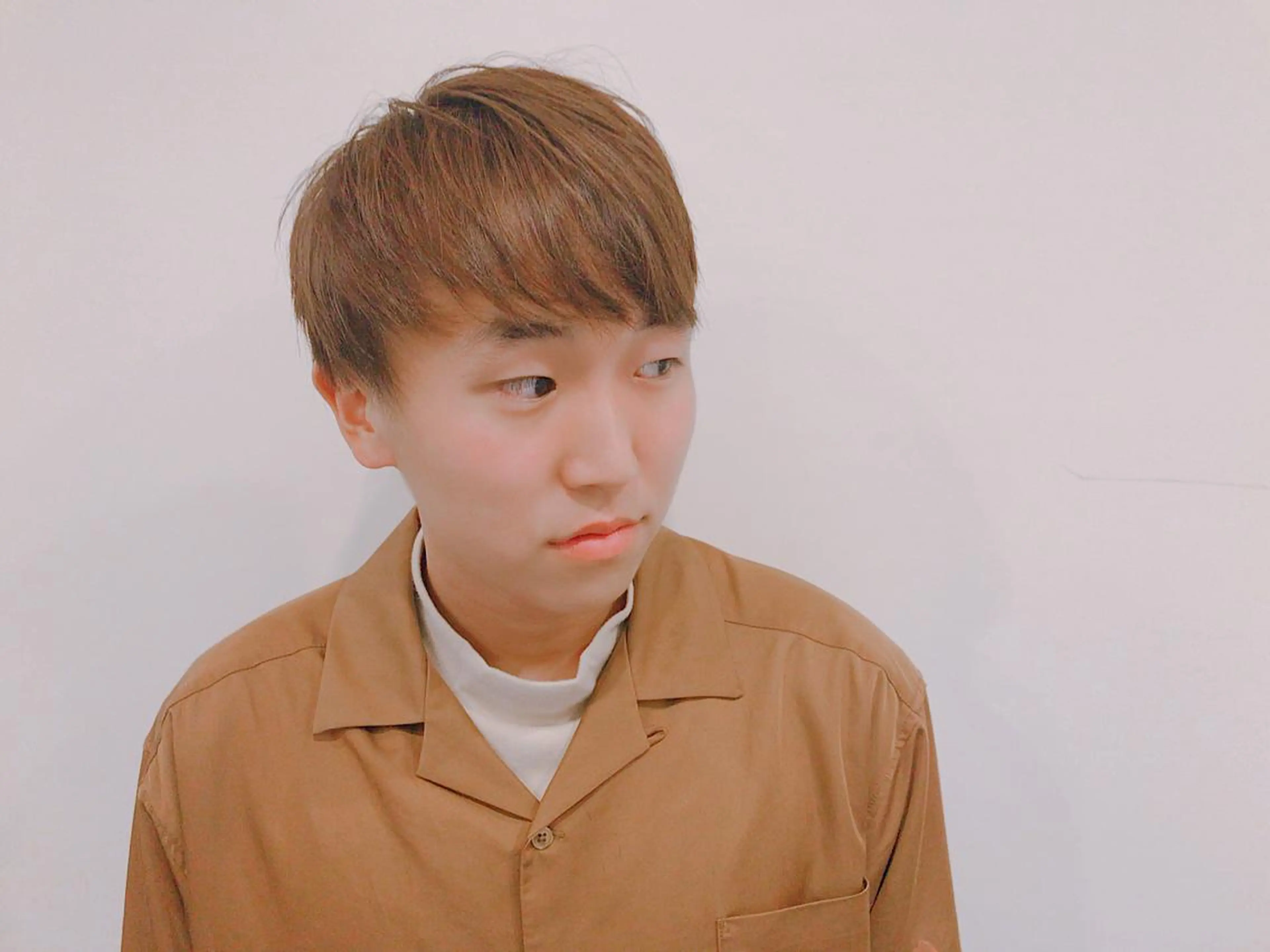 ショート カラー パーマ メンズ マッシュ カット ちこ .のヘアスタイル