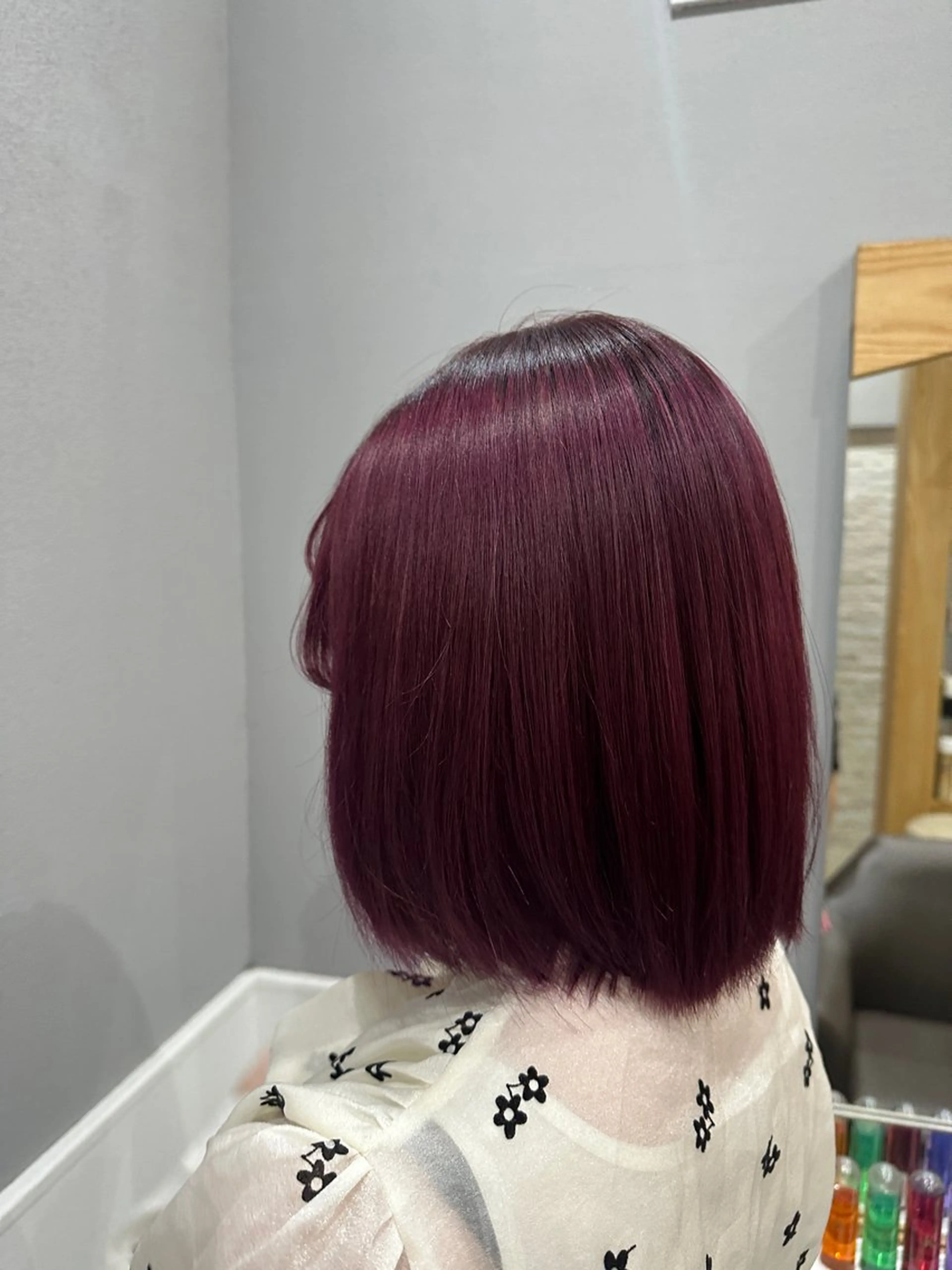 ショート ヘアカラー トリートメント miloc MOMOKAのヘアスタイル