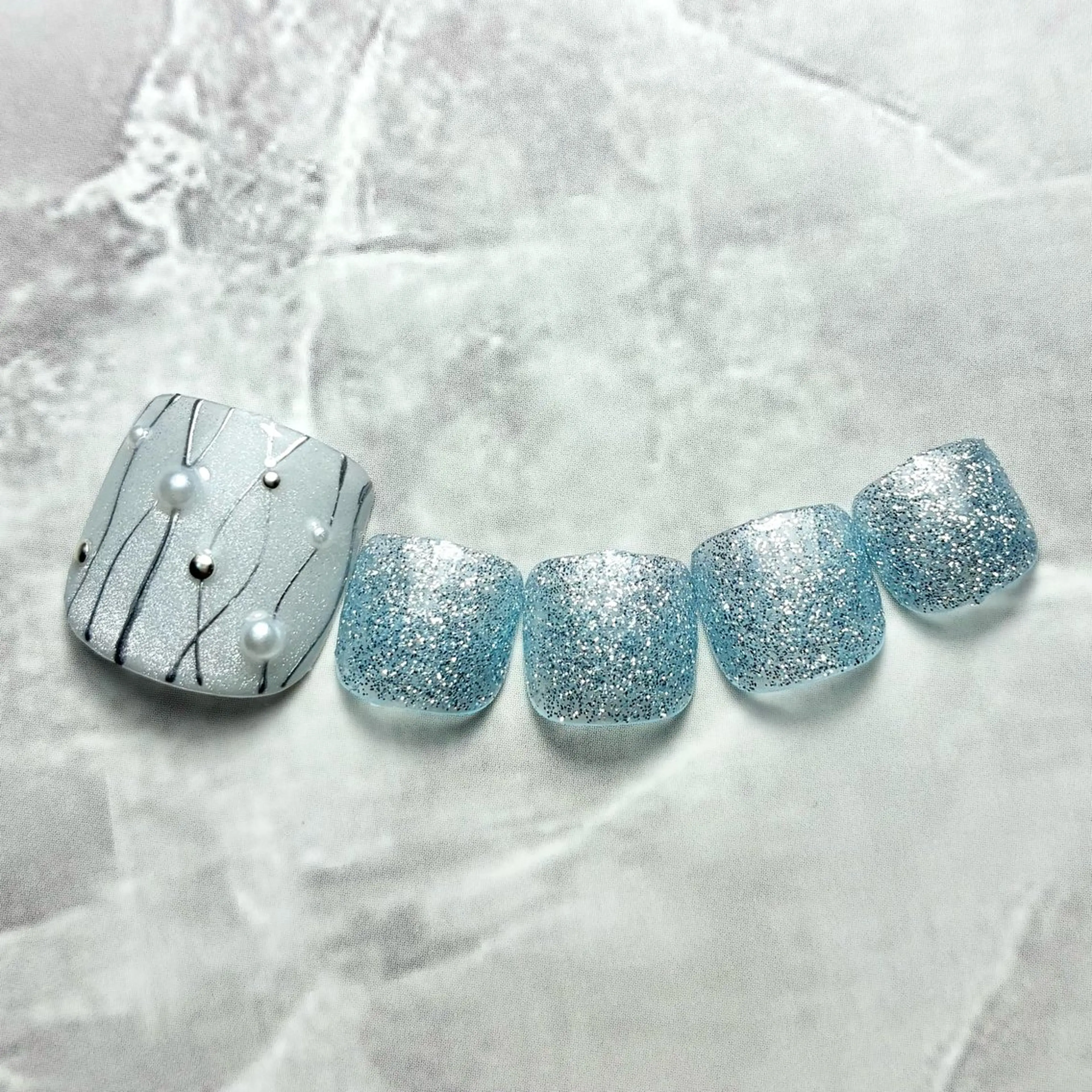 ネイル フットネイル nailsalon liccáのネイルデザイン