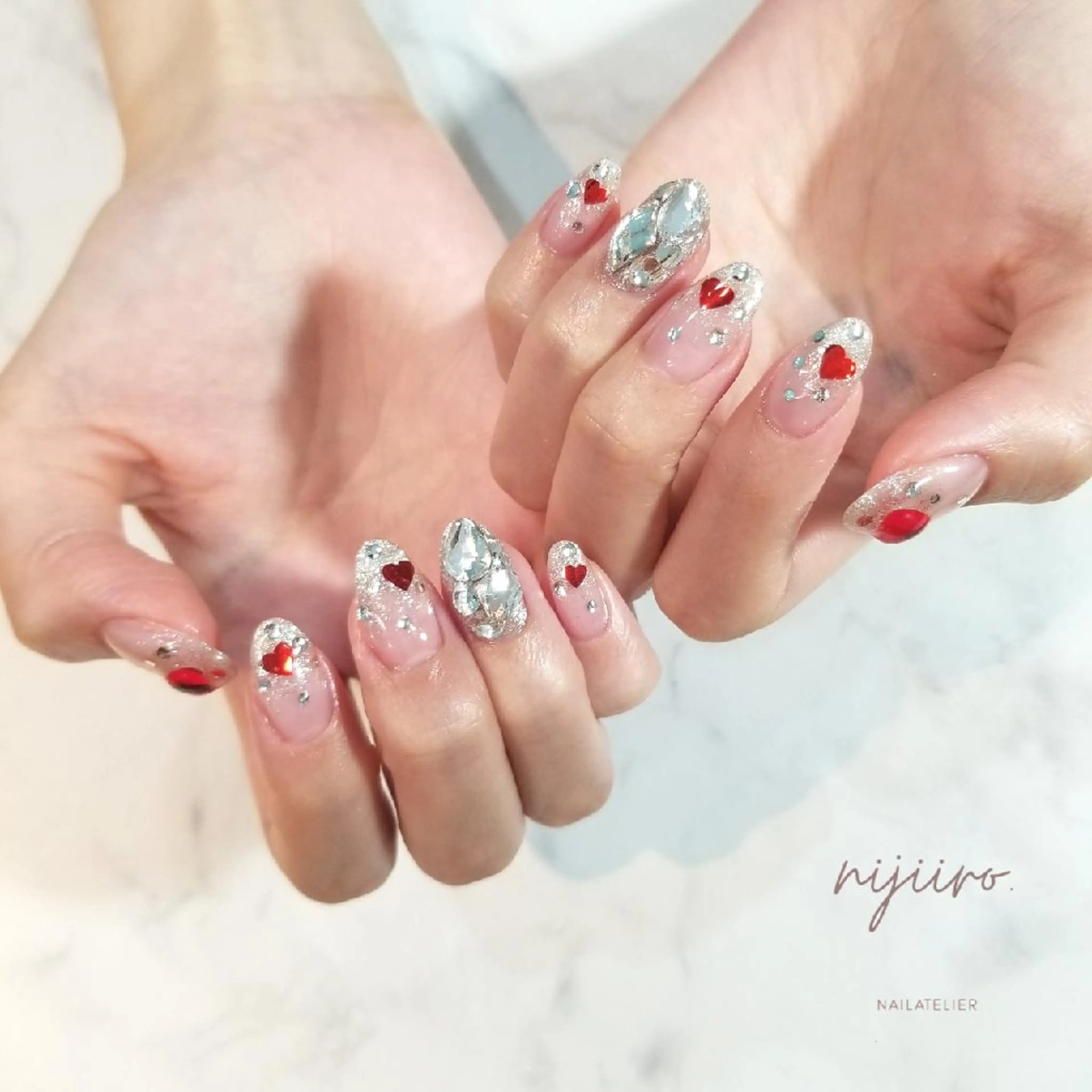 ネイル ハンドネイル nijiiro🌈 サトウのネイルデザイン