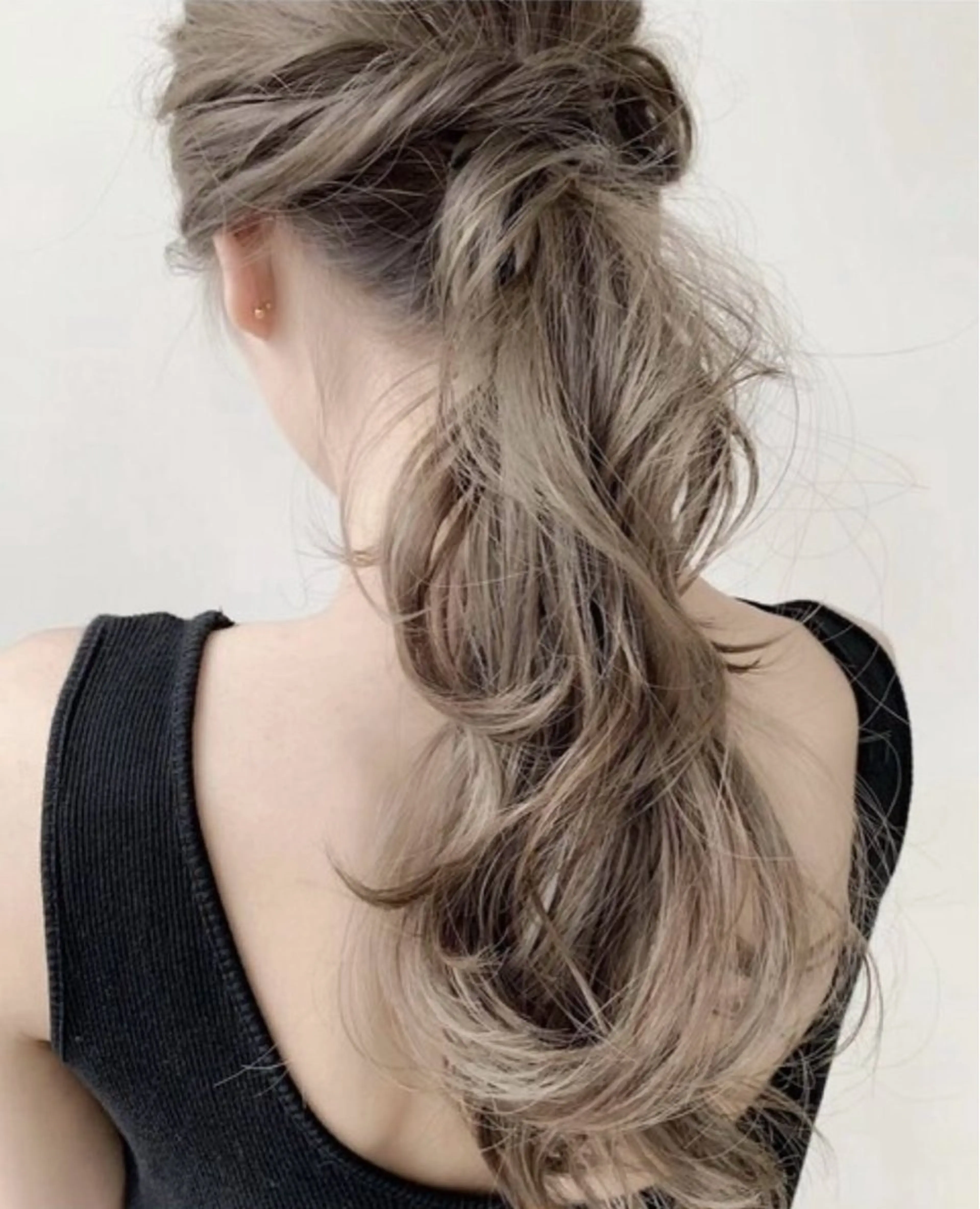 ロング ハイライト ヘアカラー カラー/パーマ さくらのヘアスタイル