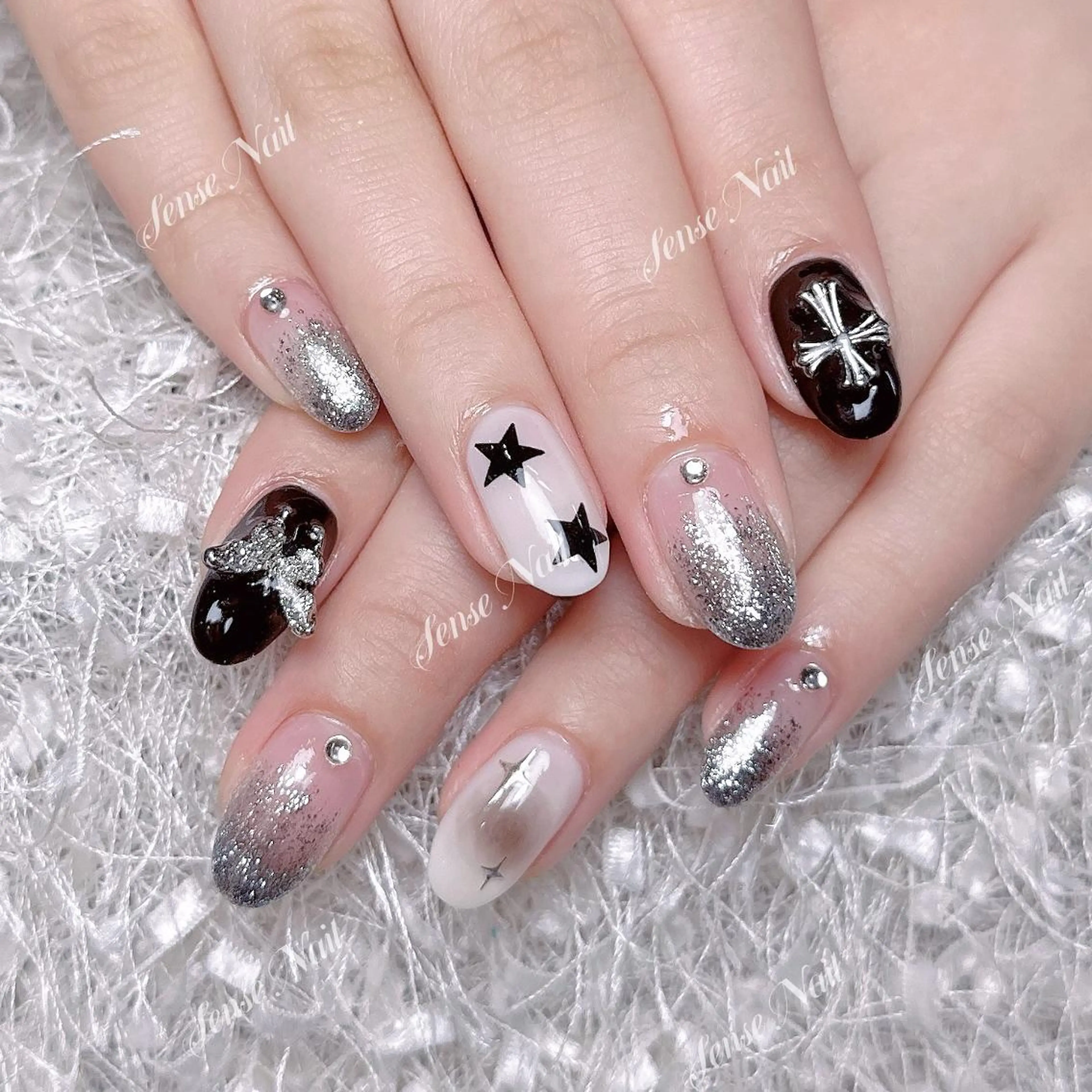 ネイル ハンドネイル ハンドケア Maiii 💗のネイルデザイン