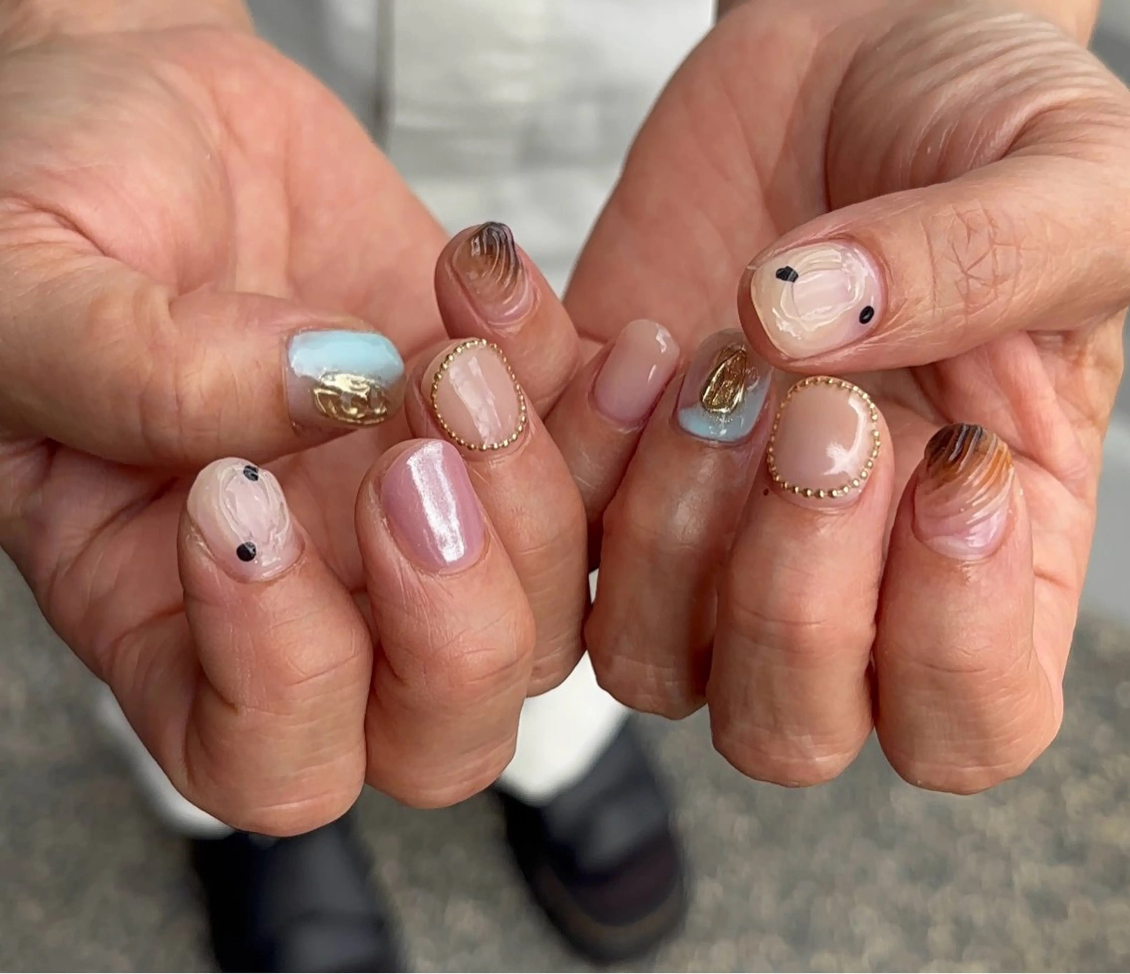ネイル nailsalon esのネイルデザイン