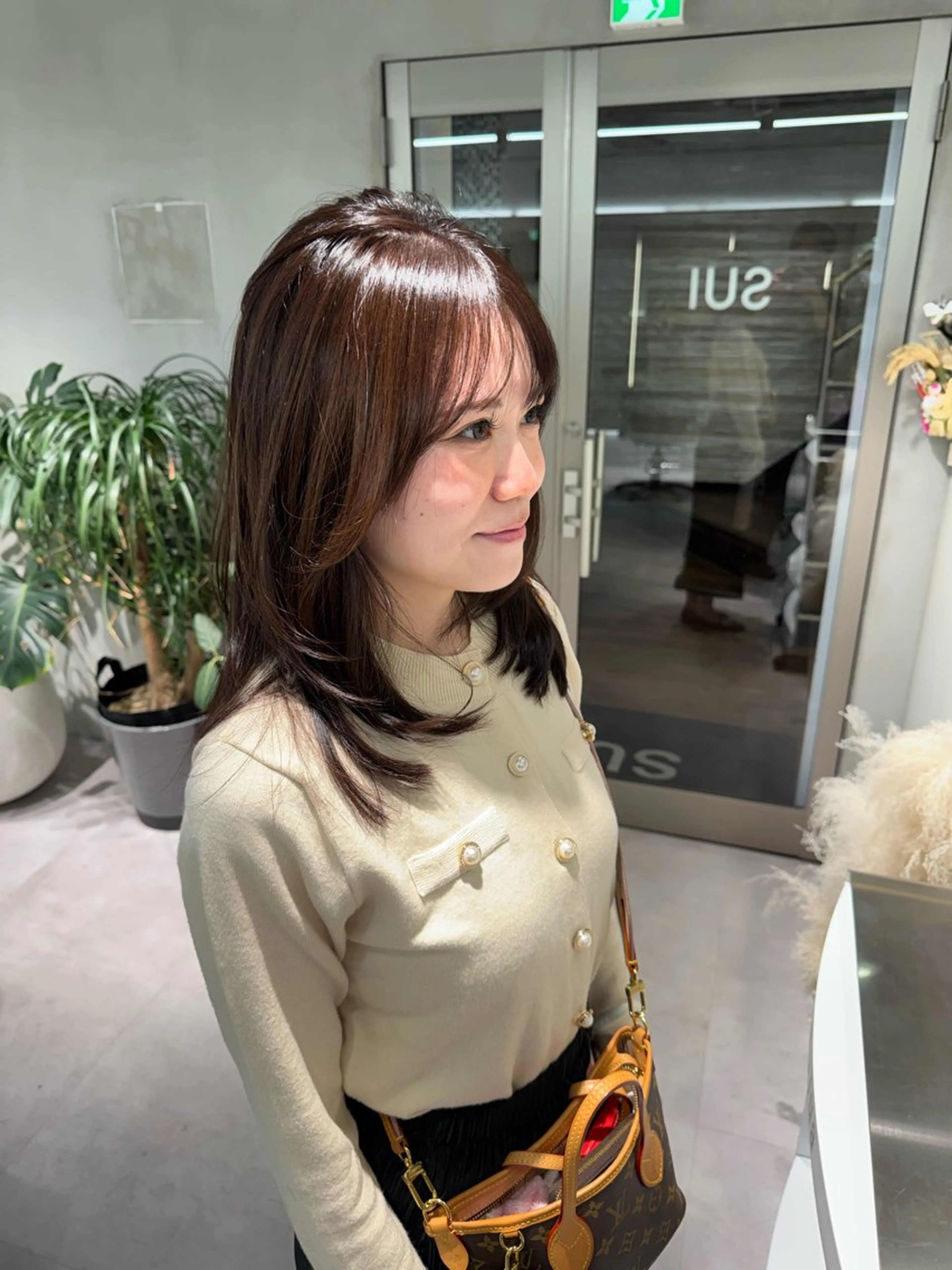 セミロング カラー ブラウンカラー カット ヘアカラー 🔱SUI🔱 NAOKIのヘアスタイル