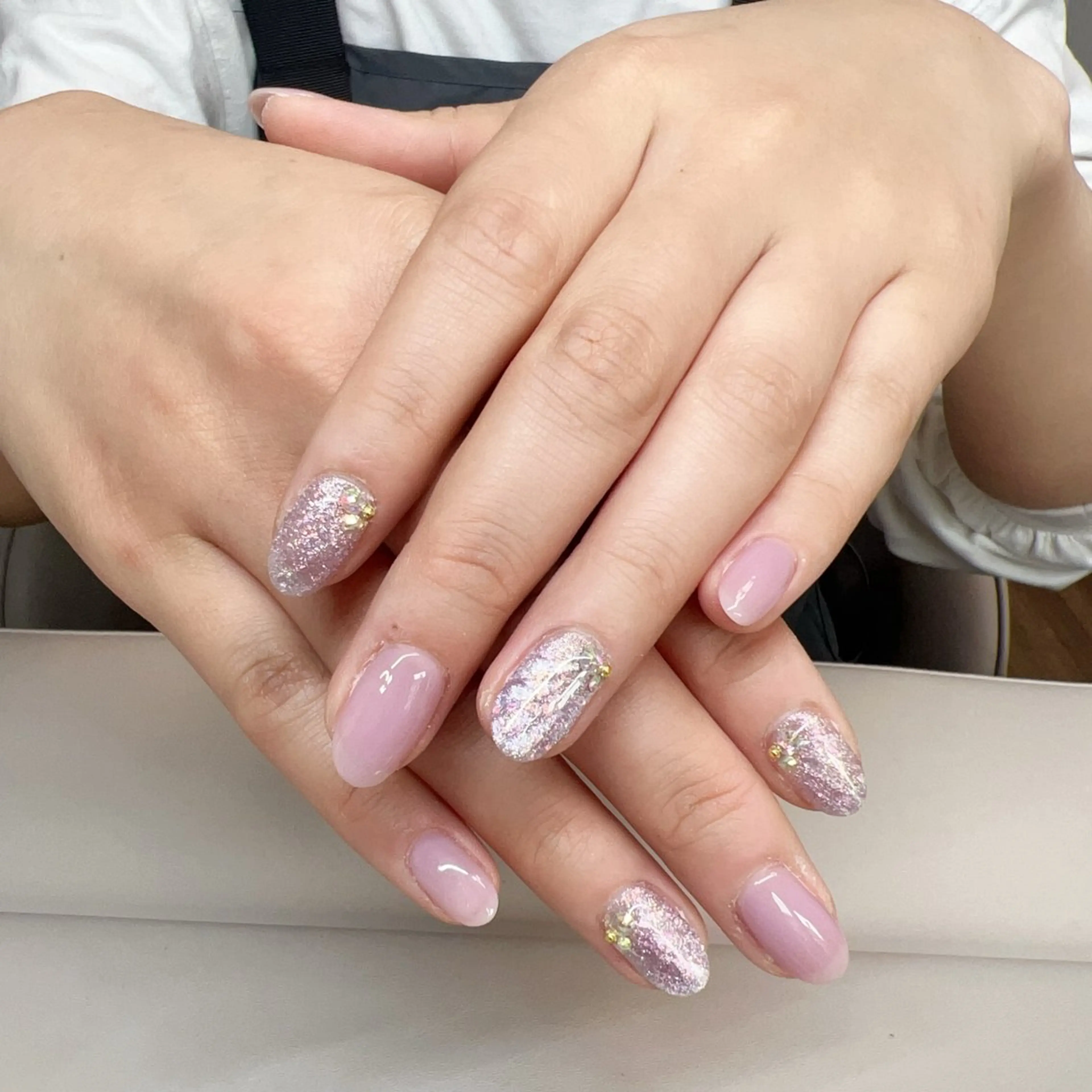 ネイル アニマル柄 アートネイル オーロラネイル べっ甲ネイル ブラウン ハンドネイル Rika Nail ellaのネイルデザイン