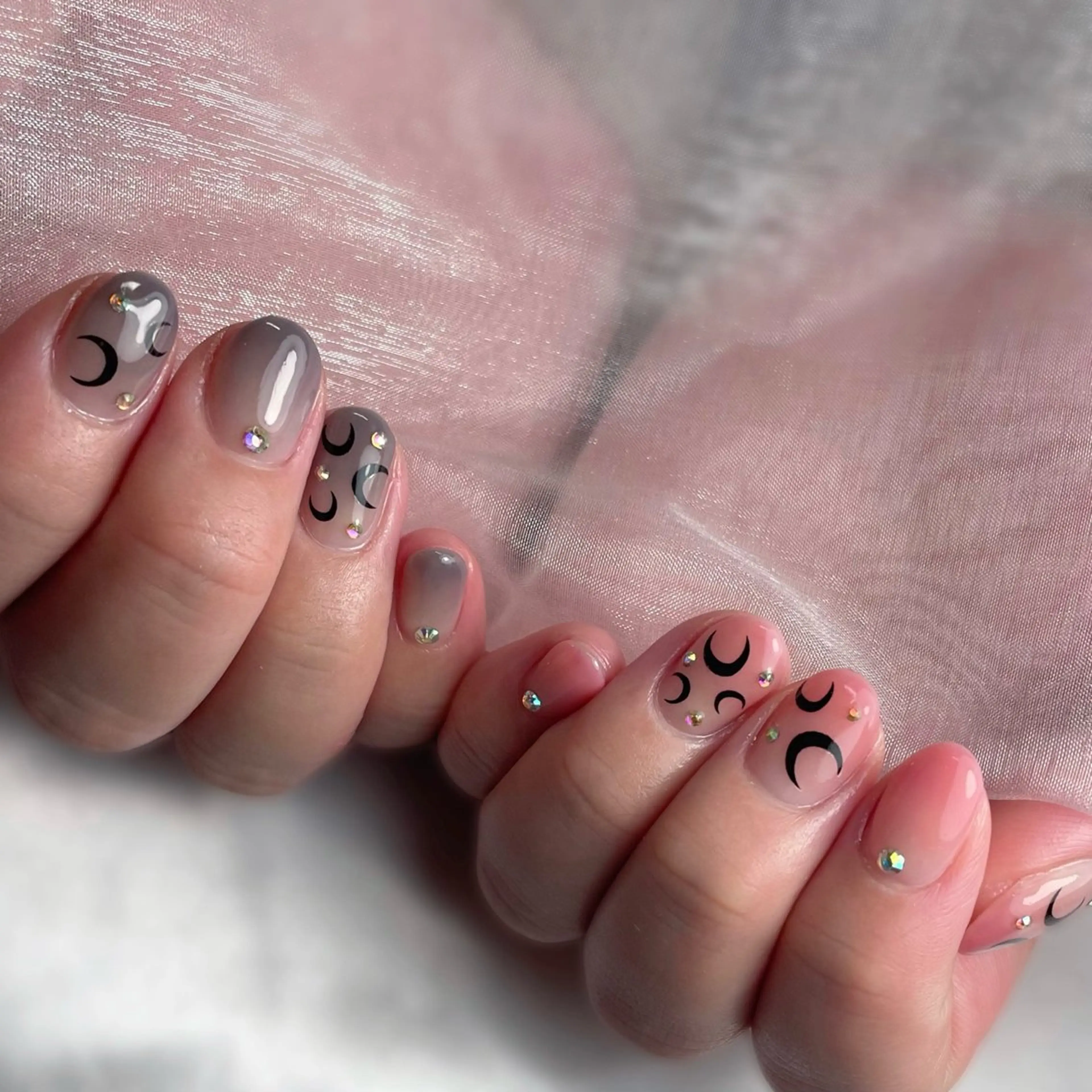 グラデーション𓏸クリアベース【オフあり】の写真