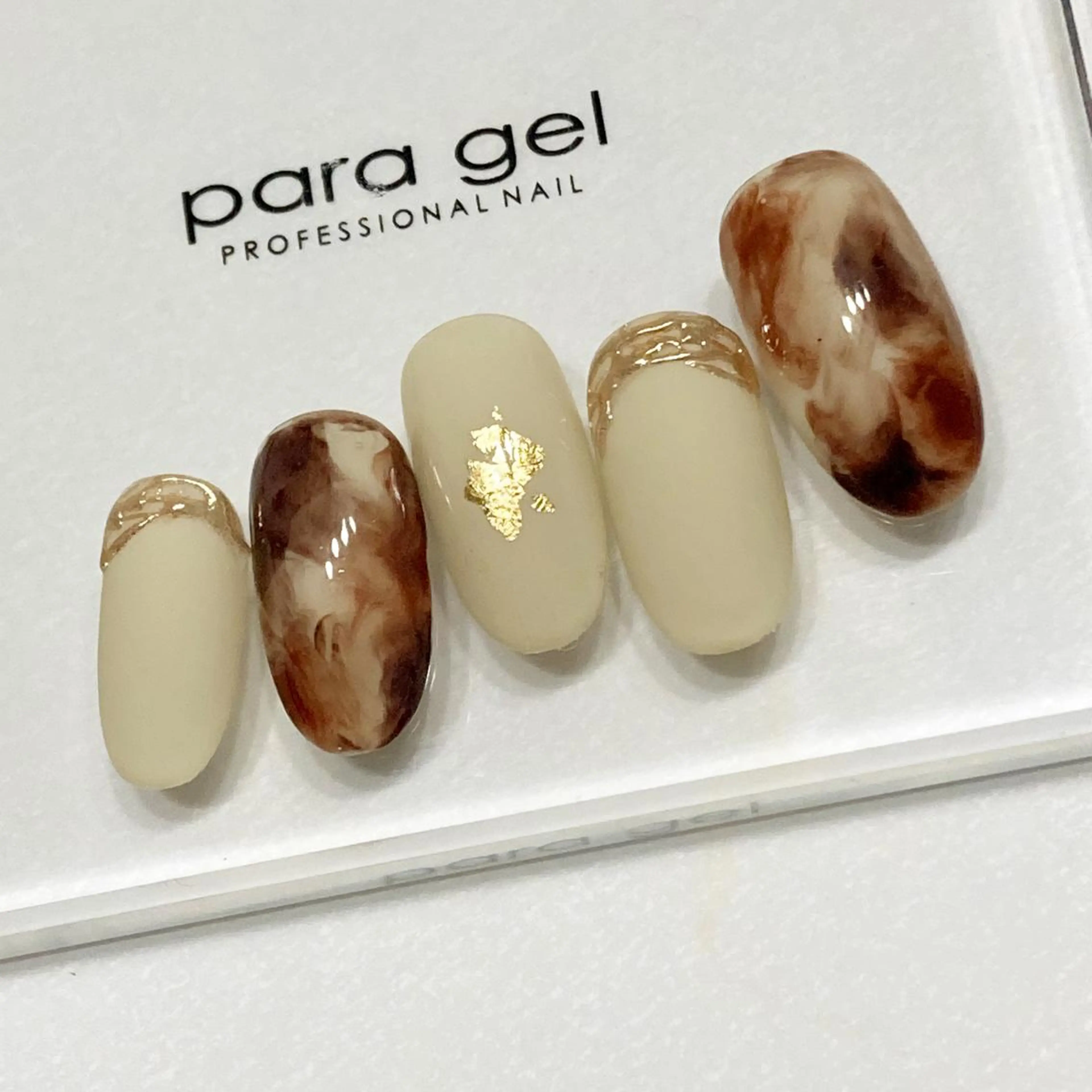 ネイル BellaLuna NAILのネイルデザイン
