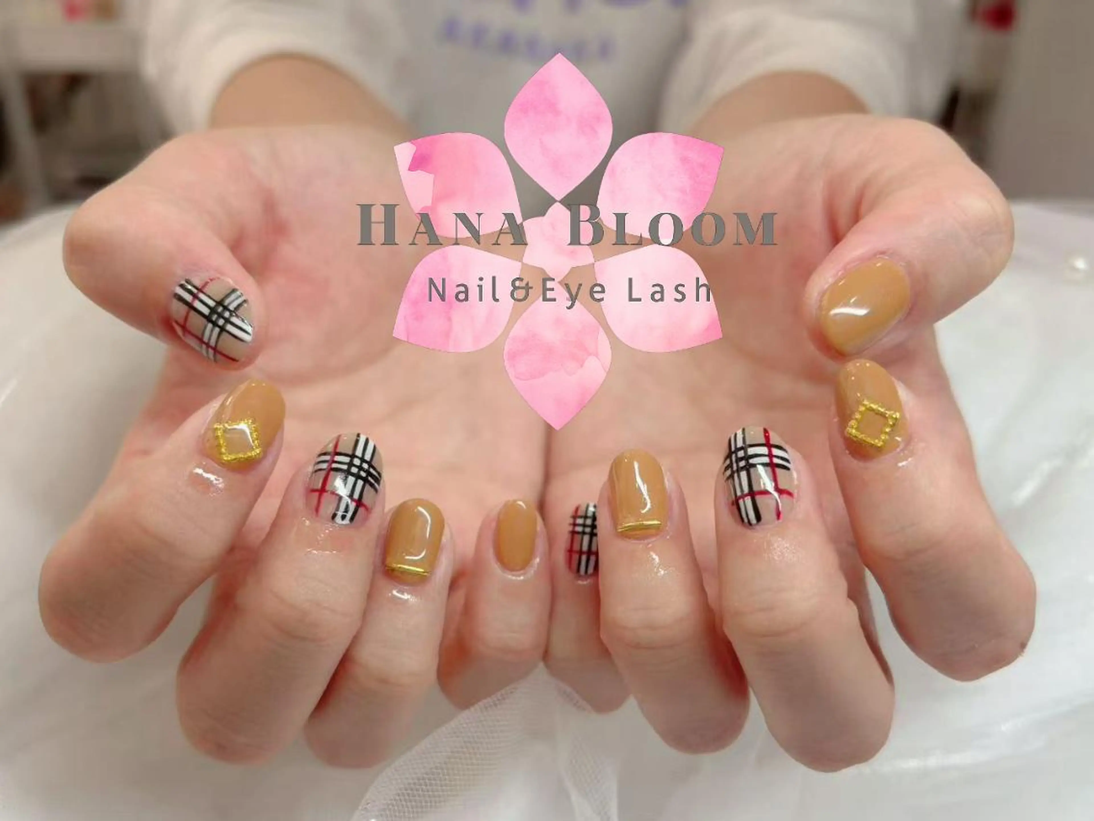 ネイル 長さ出し フレンチネイル ジェルネイル ガラスフレンチ 韓国ネイル Hana Bloom Nail💛Rinaのネイルデザイン